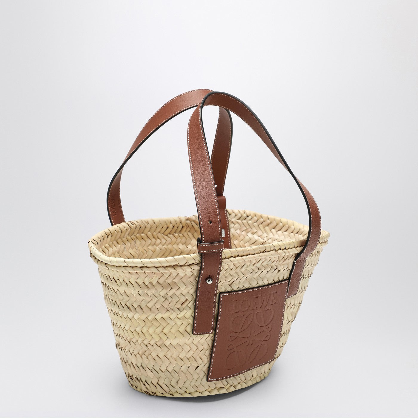 Petit sac panier en feuille de palmier et cuir