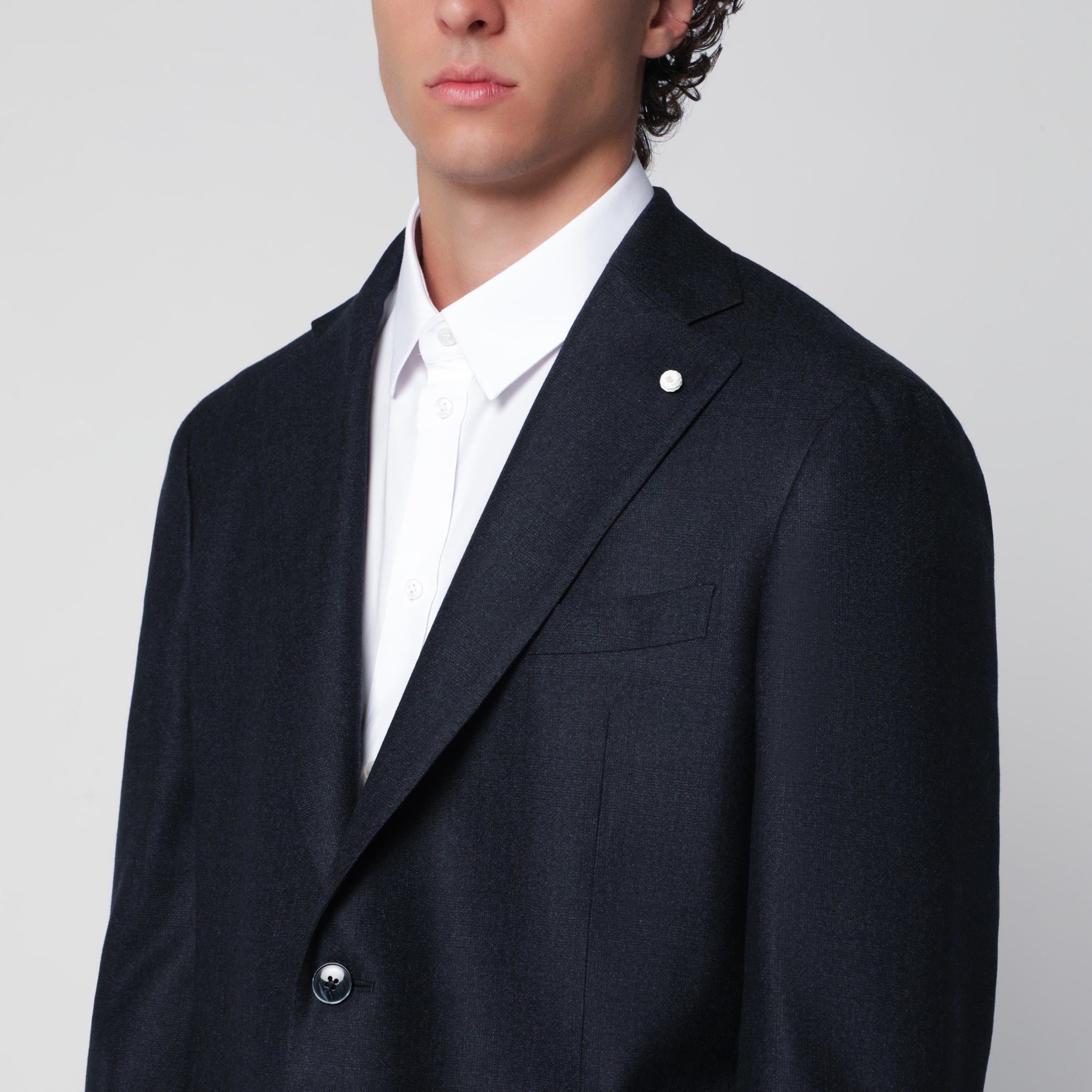 Single-breasted blue wool suit