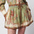 Short Indra Relaxed en soie fleurie kaki