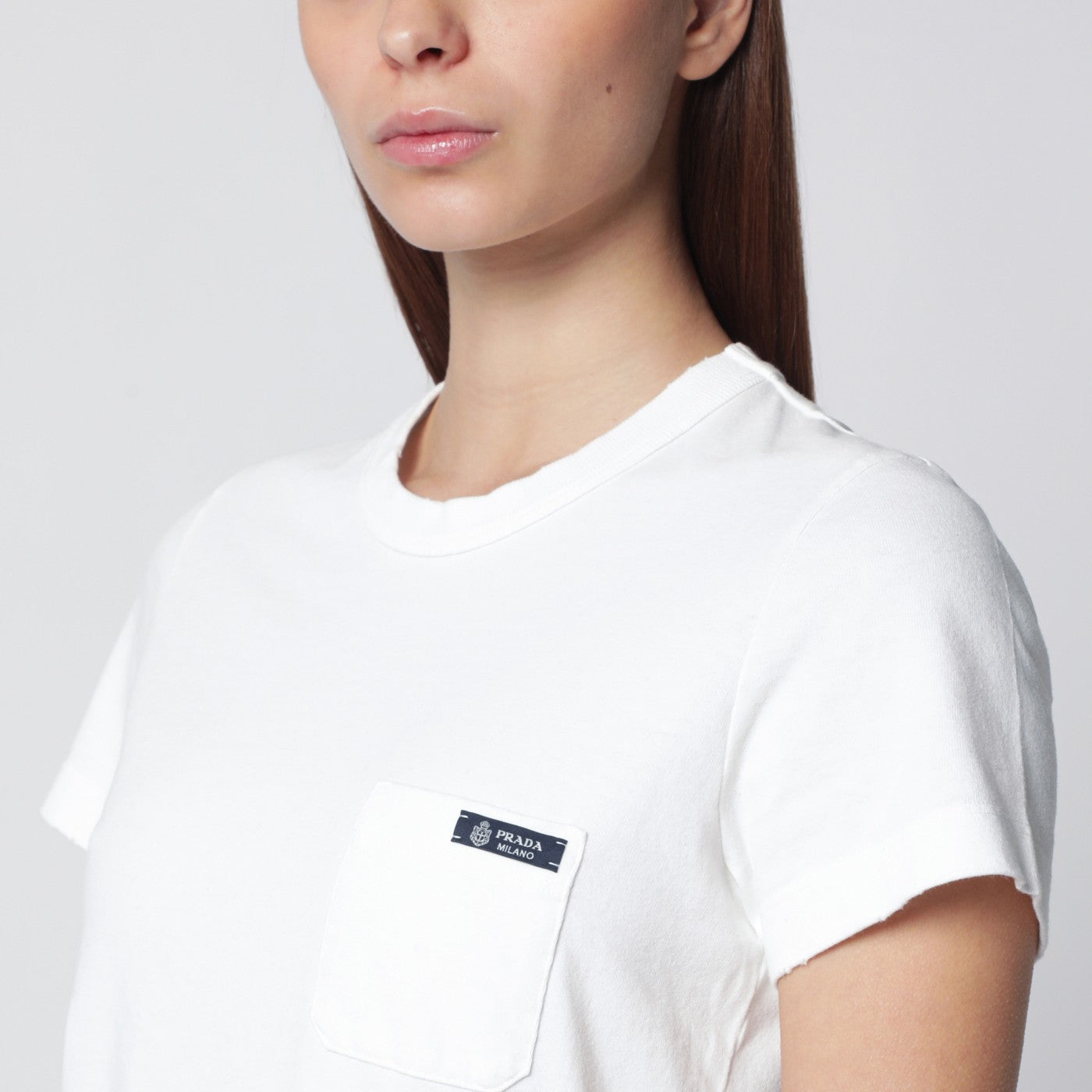 Prada T-shirt girocollo bianca in cotone | TheDoubleF