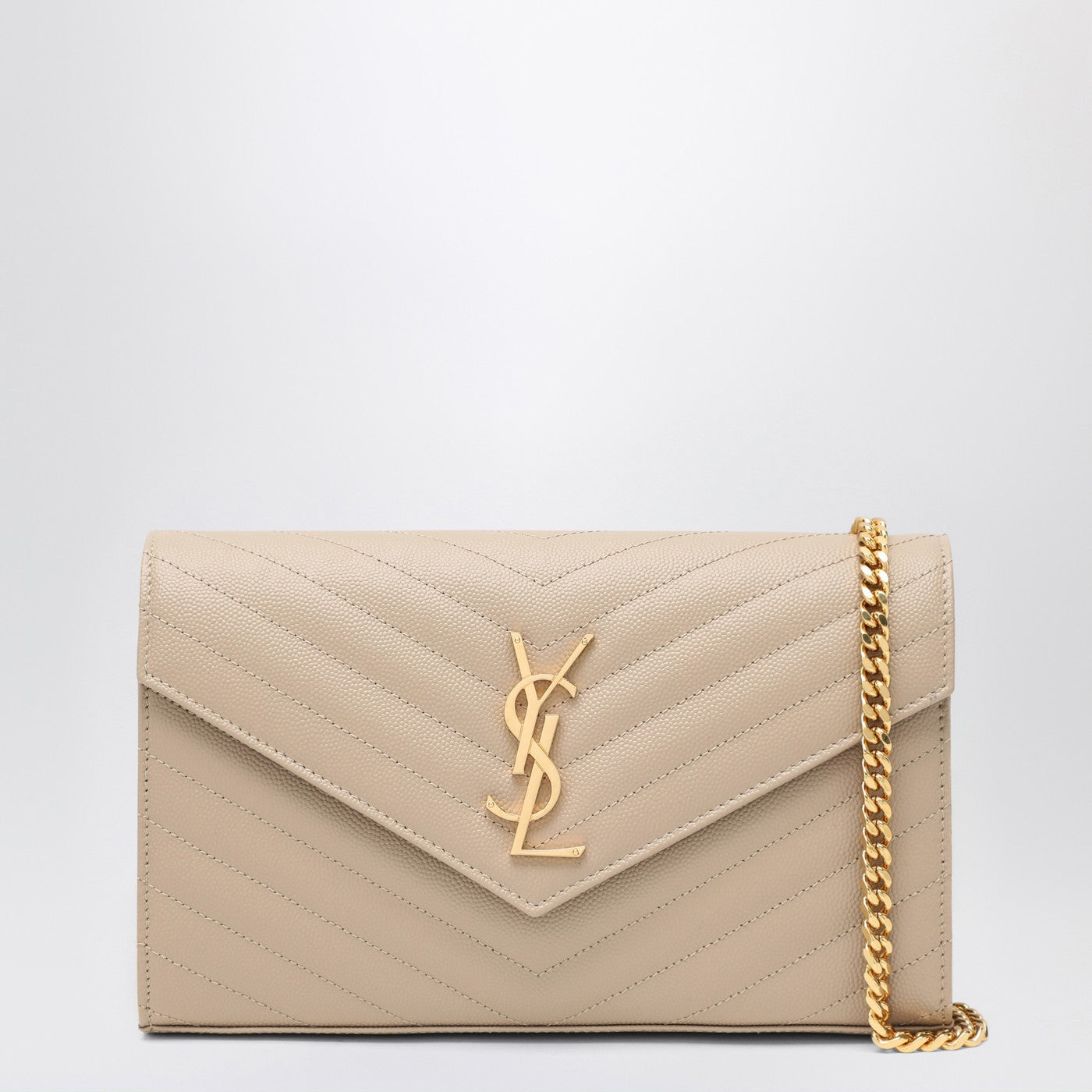 Pochette con catena Cassandre beige