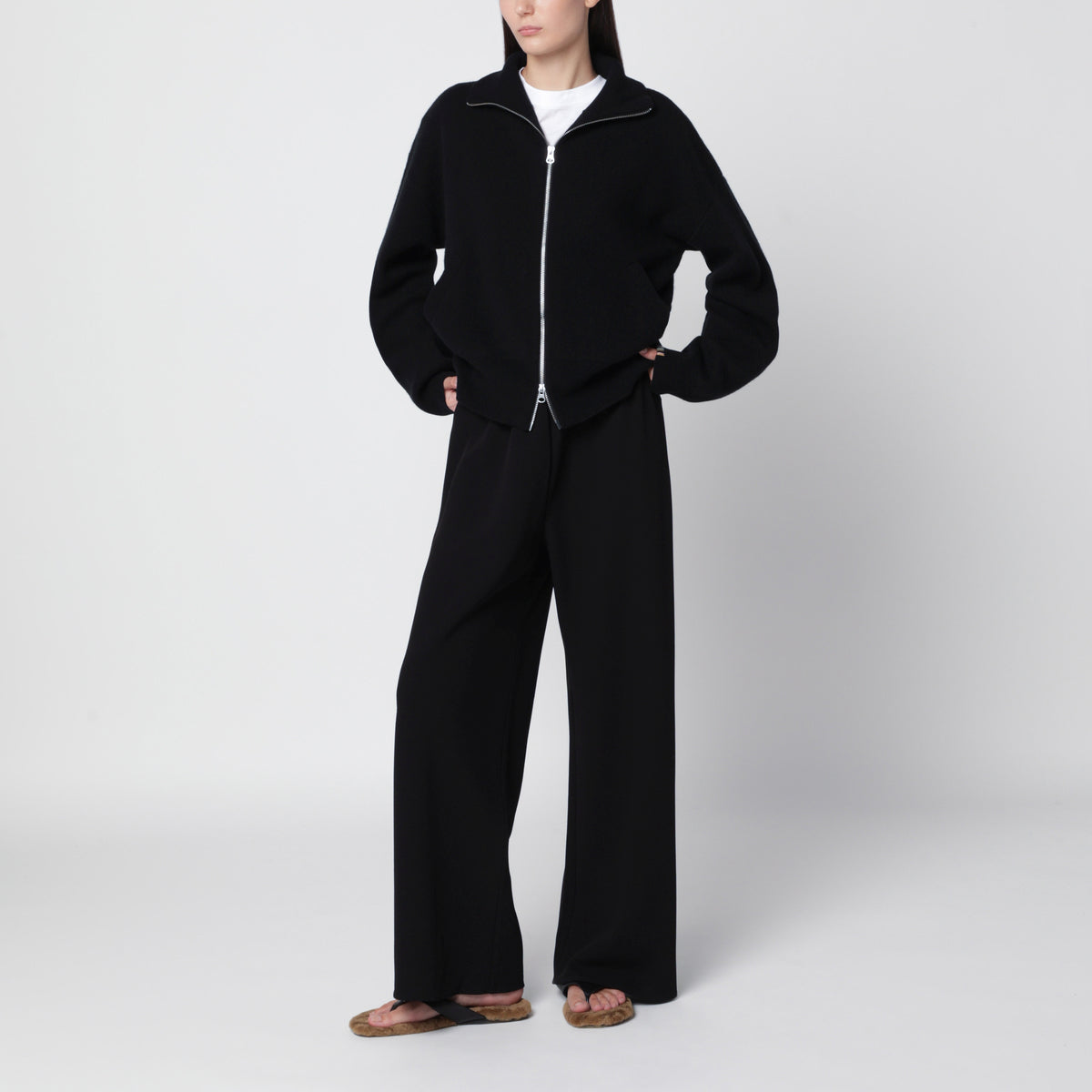 Black Xtra Cute zip-up cardigan in cashmere