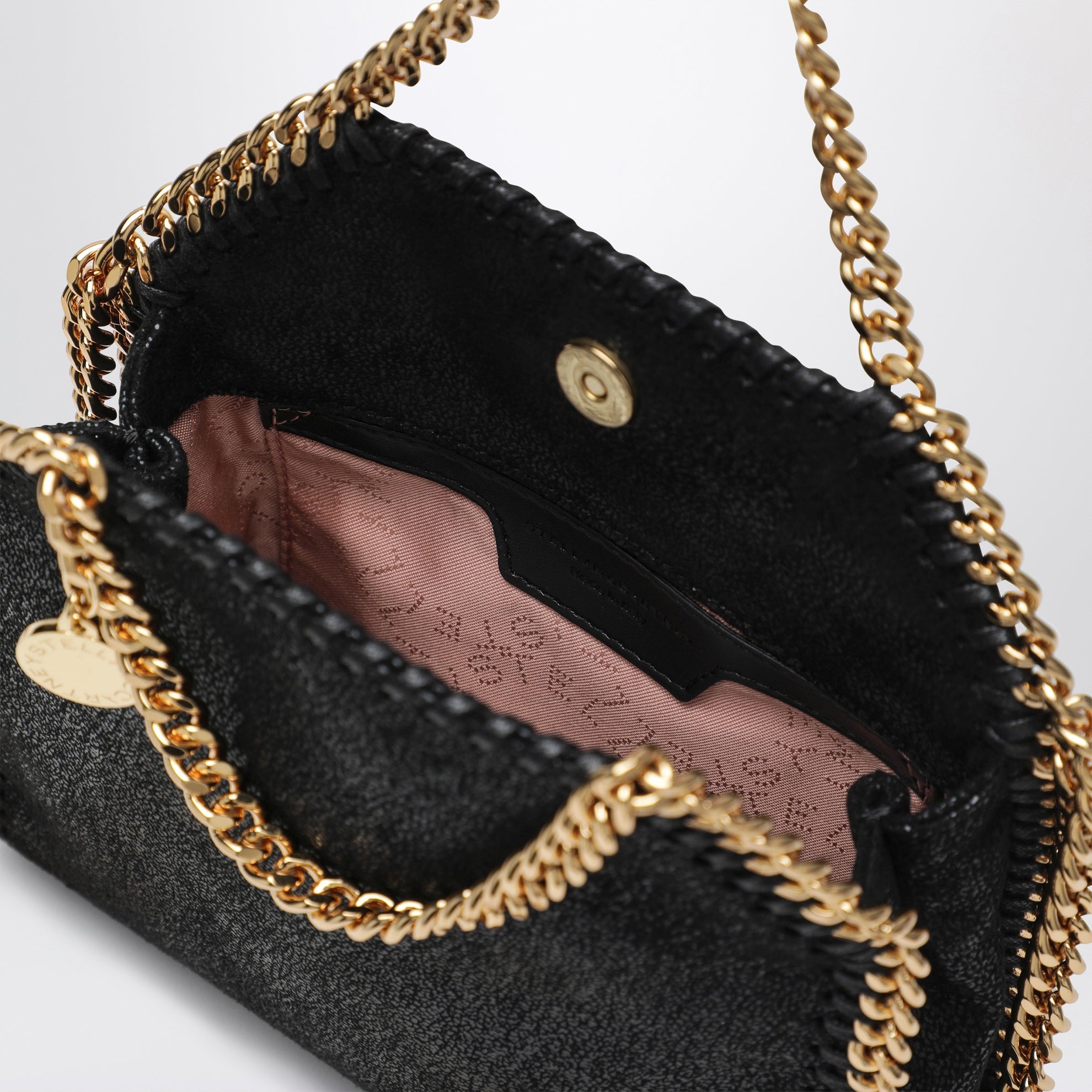 Schwarze micro Tasche Falabella