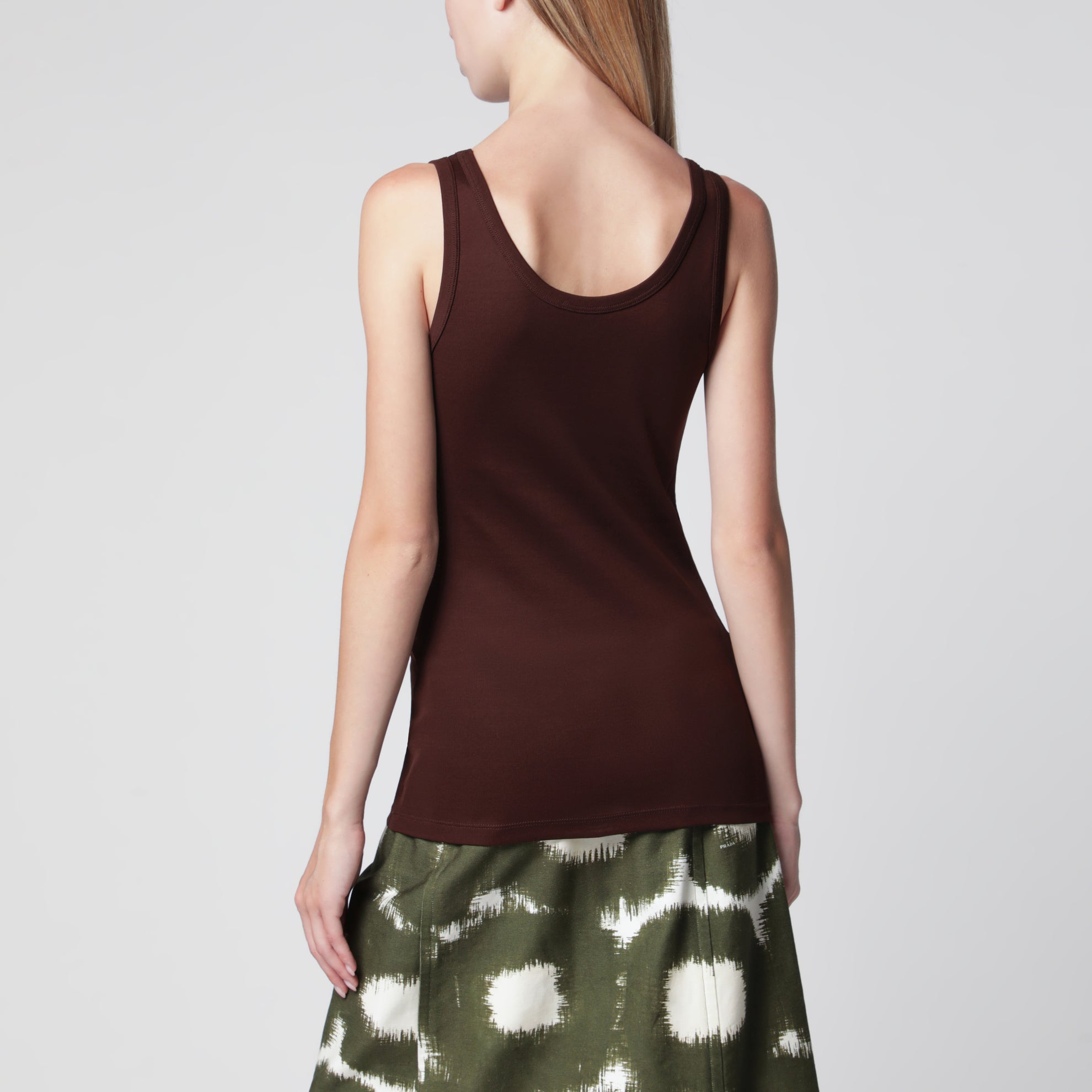 Top a costine in cotone color cacao