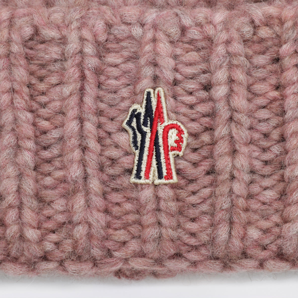 Berretto rosa ciliegia in misto alpaca a costine