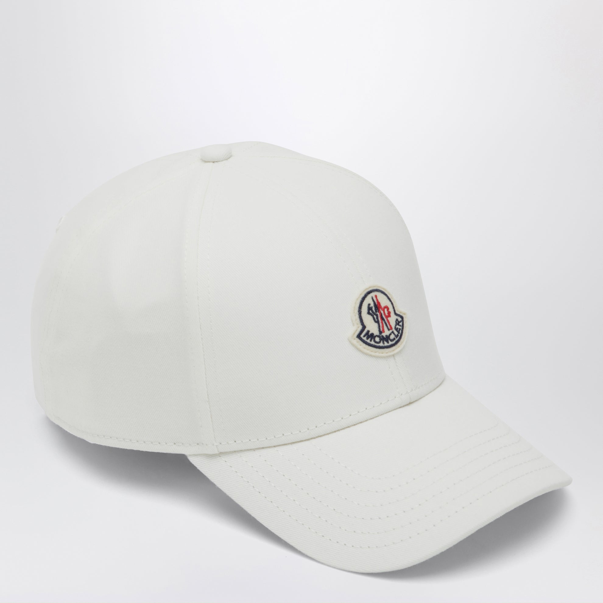 Casquette de baseball en coton avec un logo appliqué