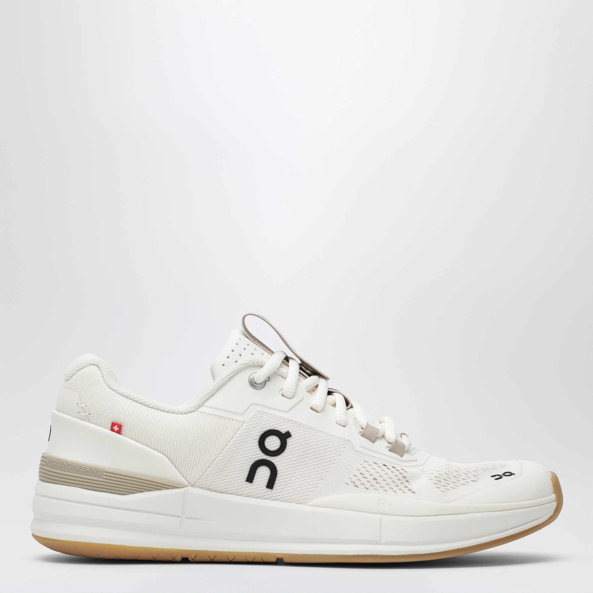 THE ROGER Pro tennis shoes in recycled polyester, ivory