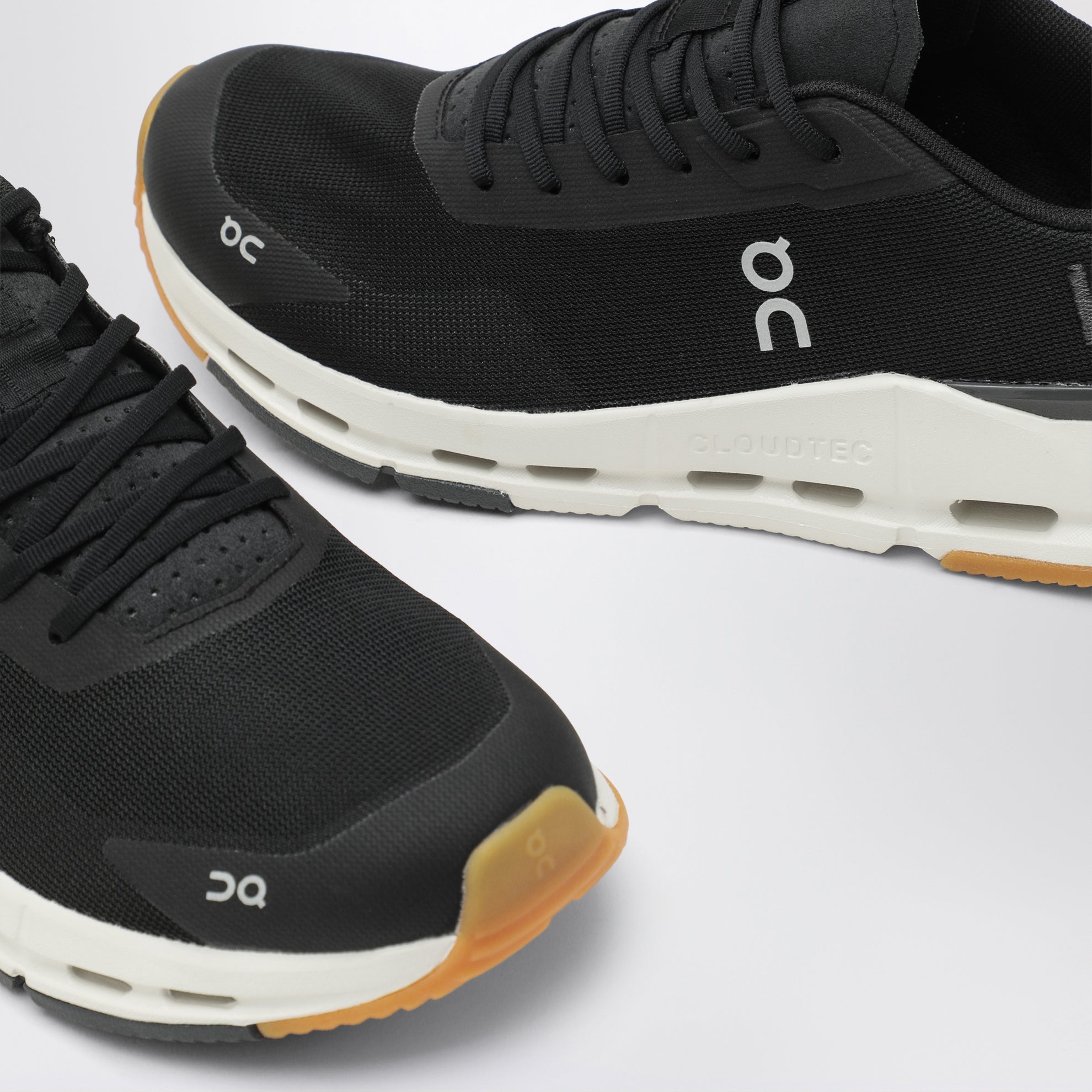 Sneakers Cloudnova Form 2 Noir / Ivoire
