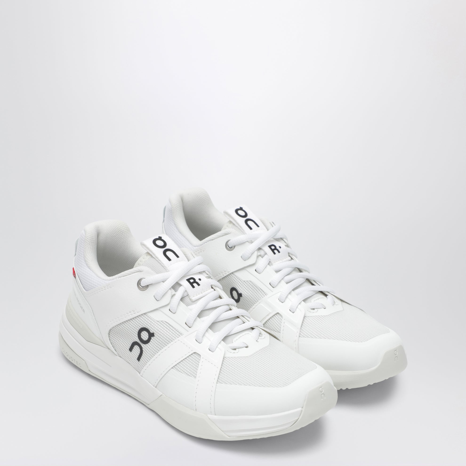 The Roger Clubhouse Pro tennis shoes in White | Ice