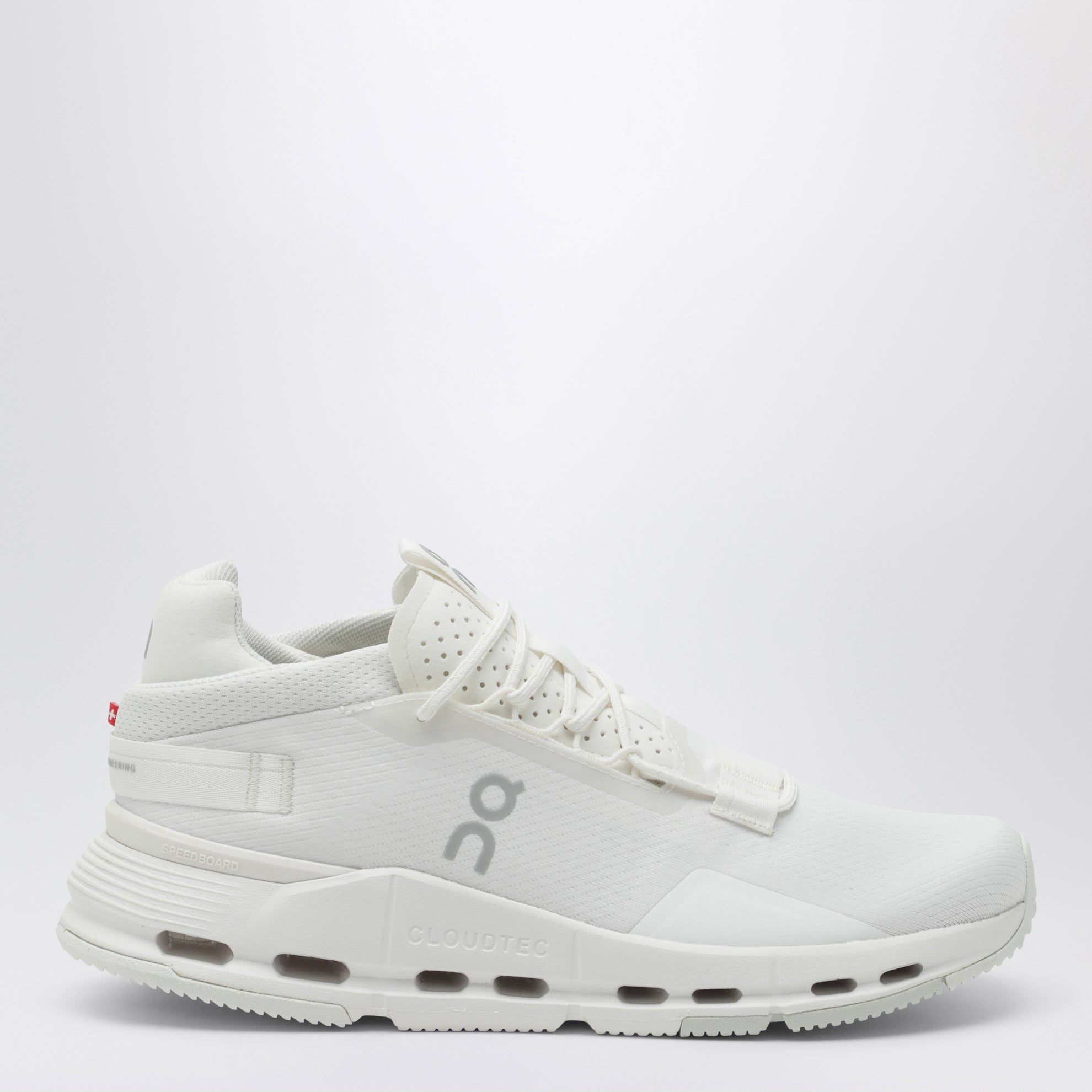 Cloudnova 2 sneakers in White