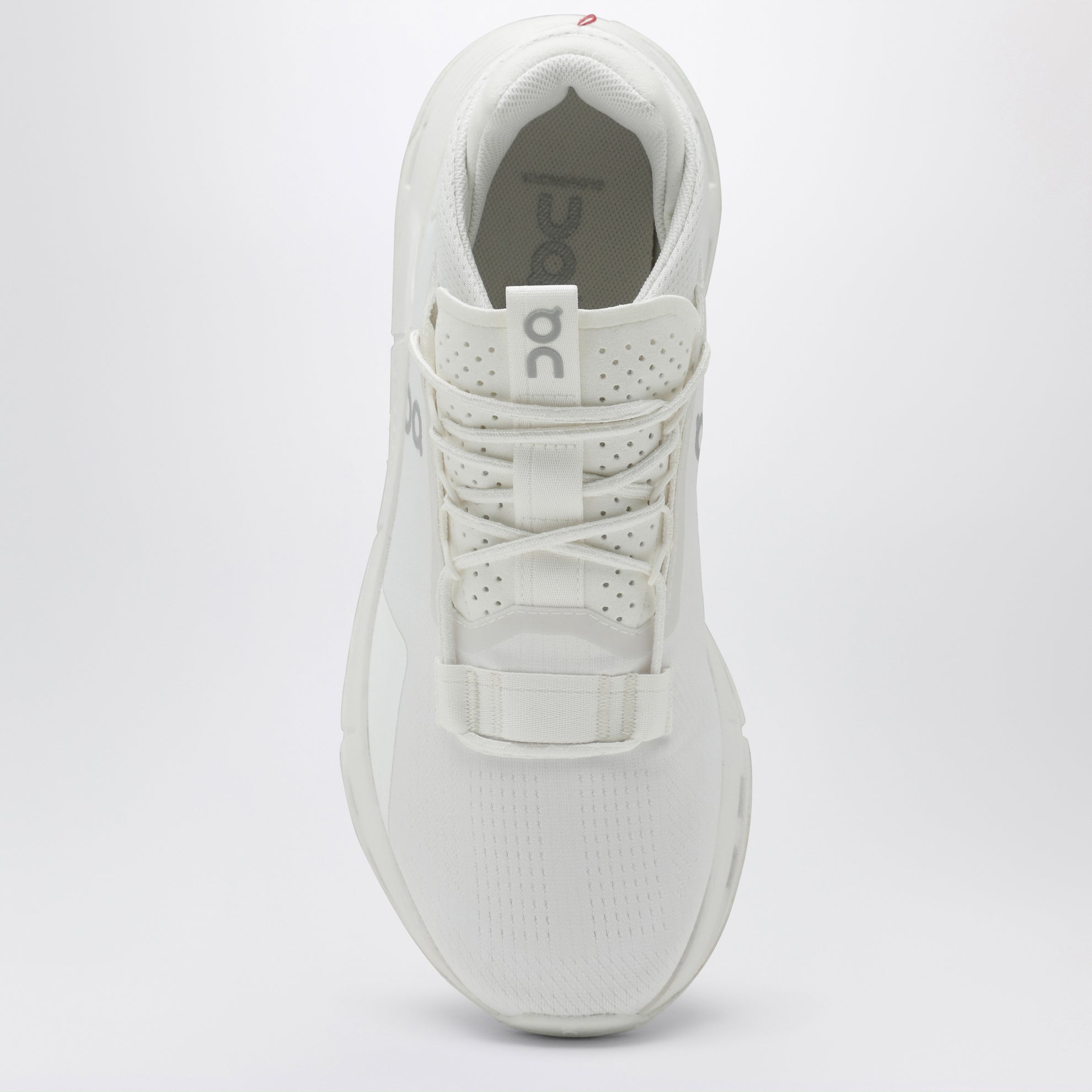 Cloudnova 2 sneakers in White
