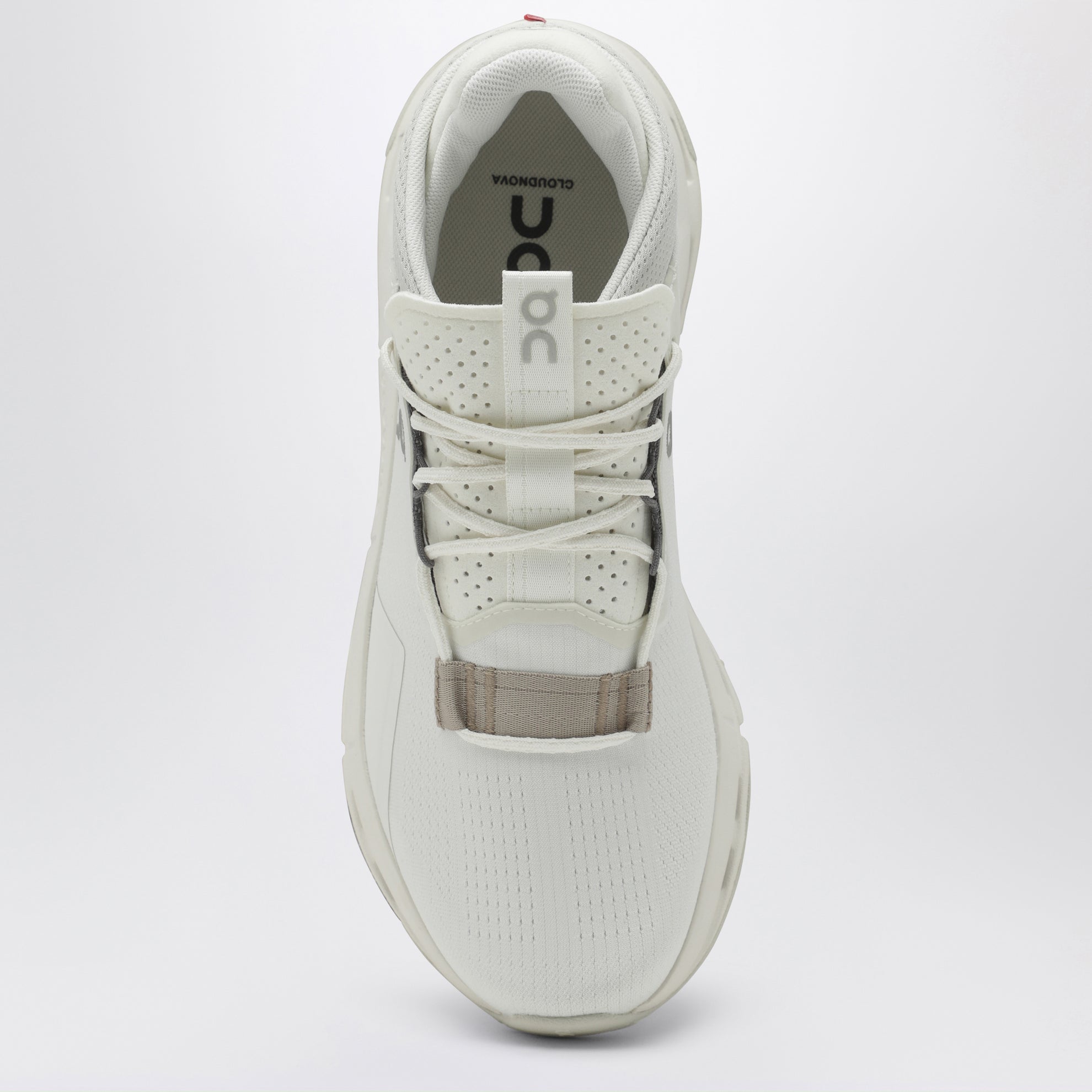 Cloudnova 2 sneakers in Ice / Sand