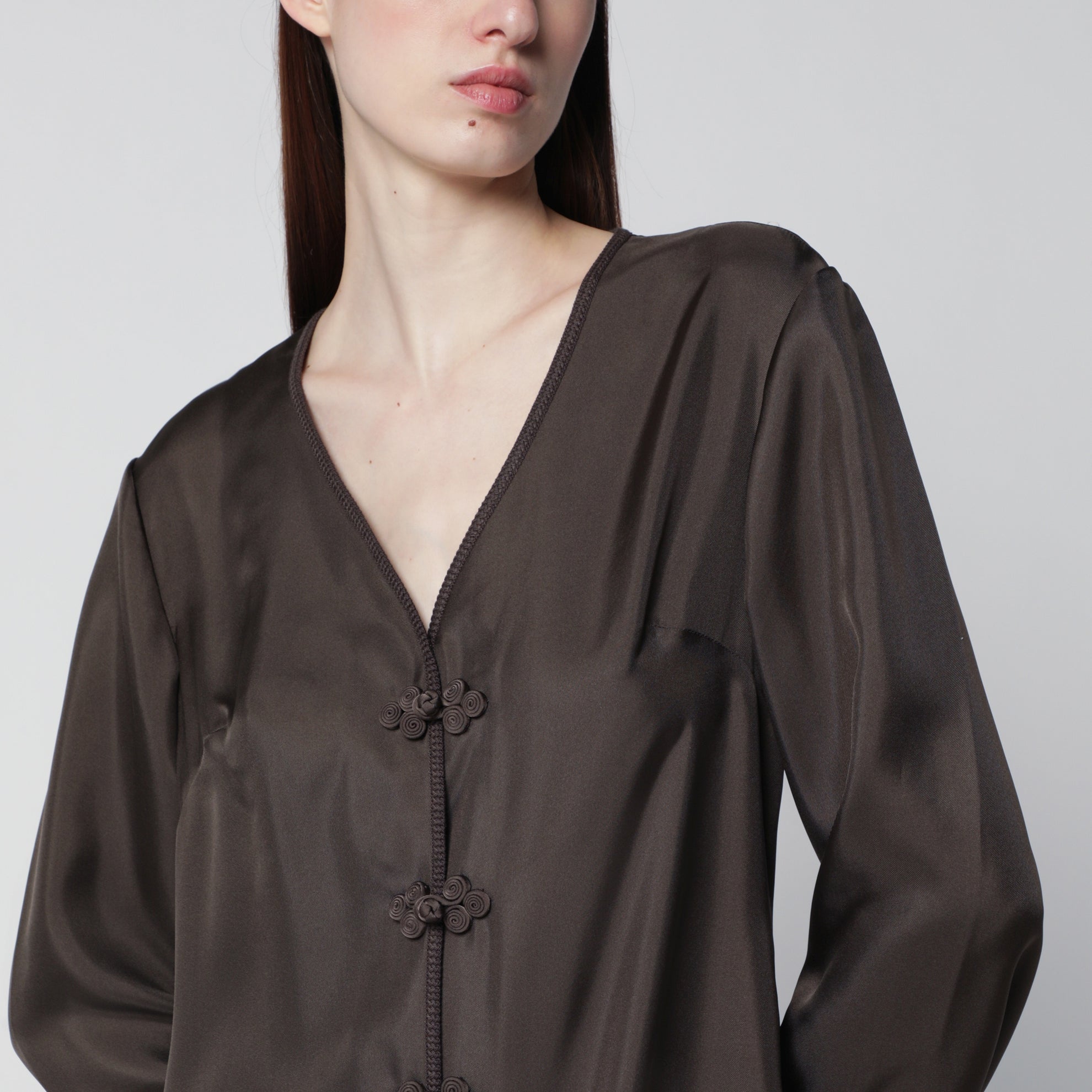 Robe en soie avec fermeture pankou couleur terre