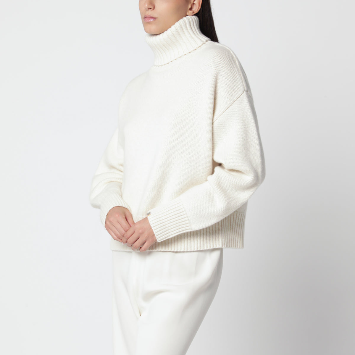 Maglione Xtra Crop color crema in cashmere