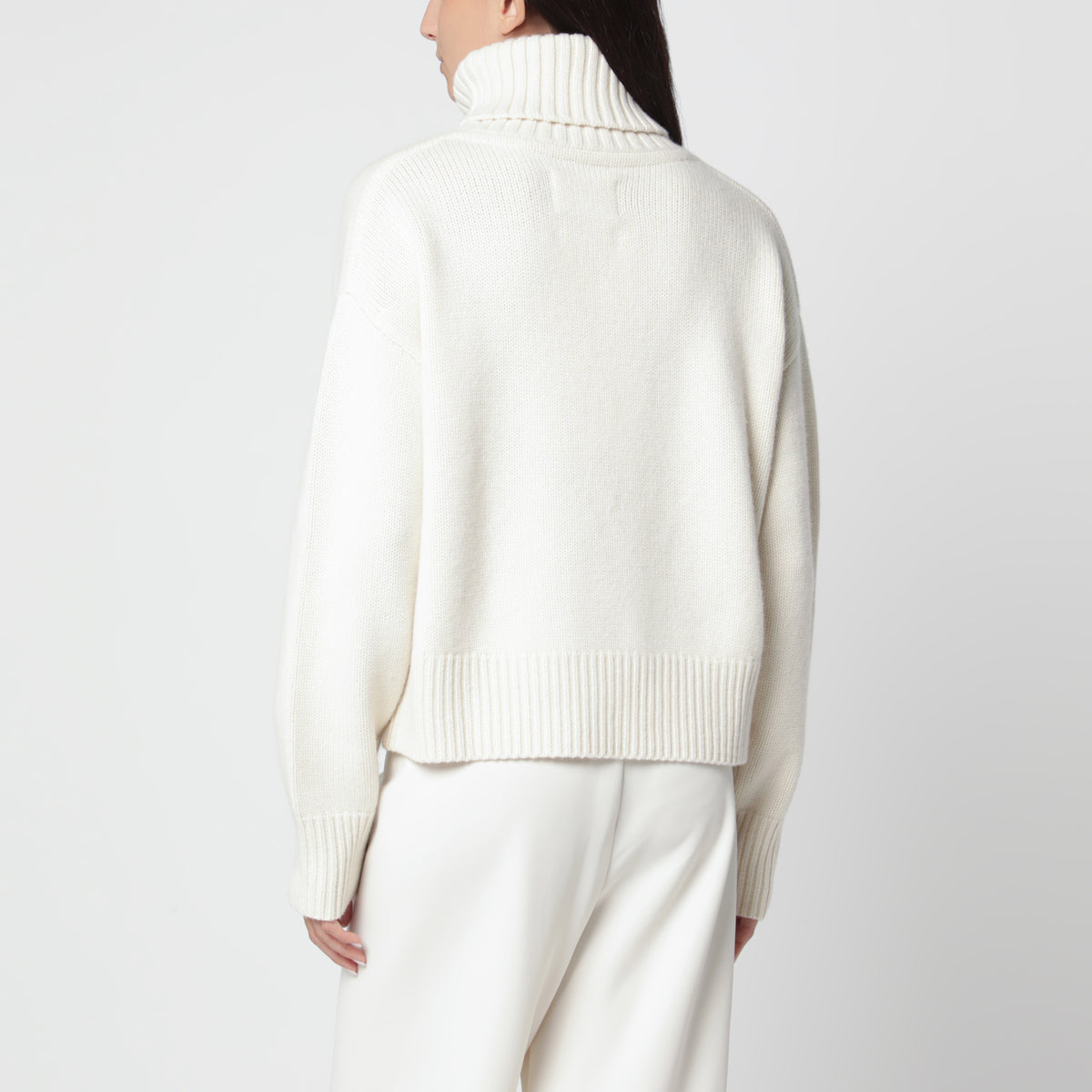 Maglione Xtra Crop color crema in cashmere