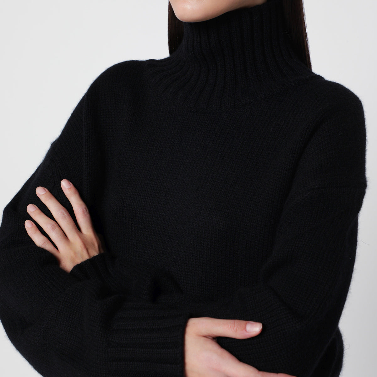 Nola black turtleneck sweater in wool and cashmere