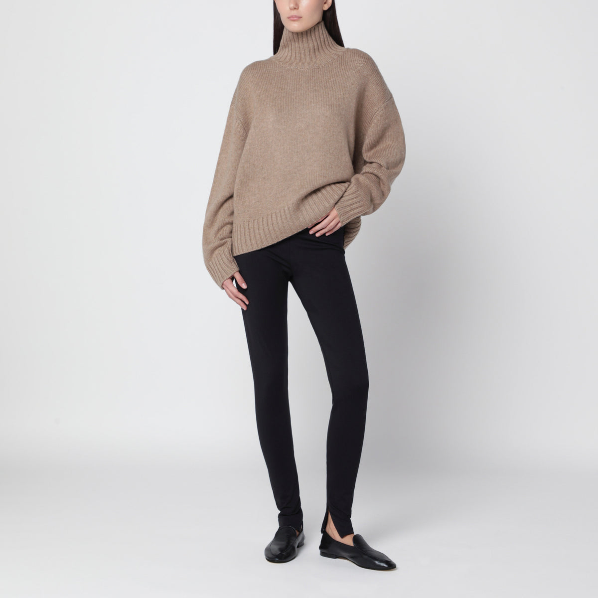 Hazelnut Nola turtleneck sweater in merino wool and cashmere