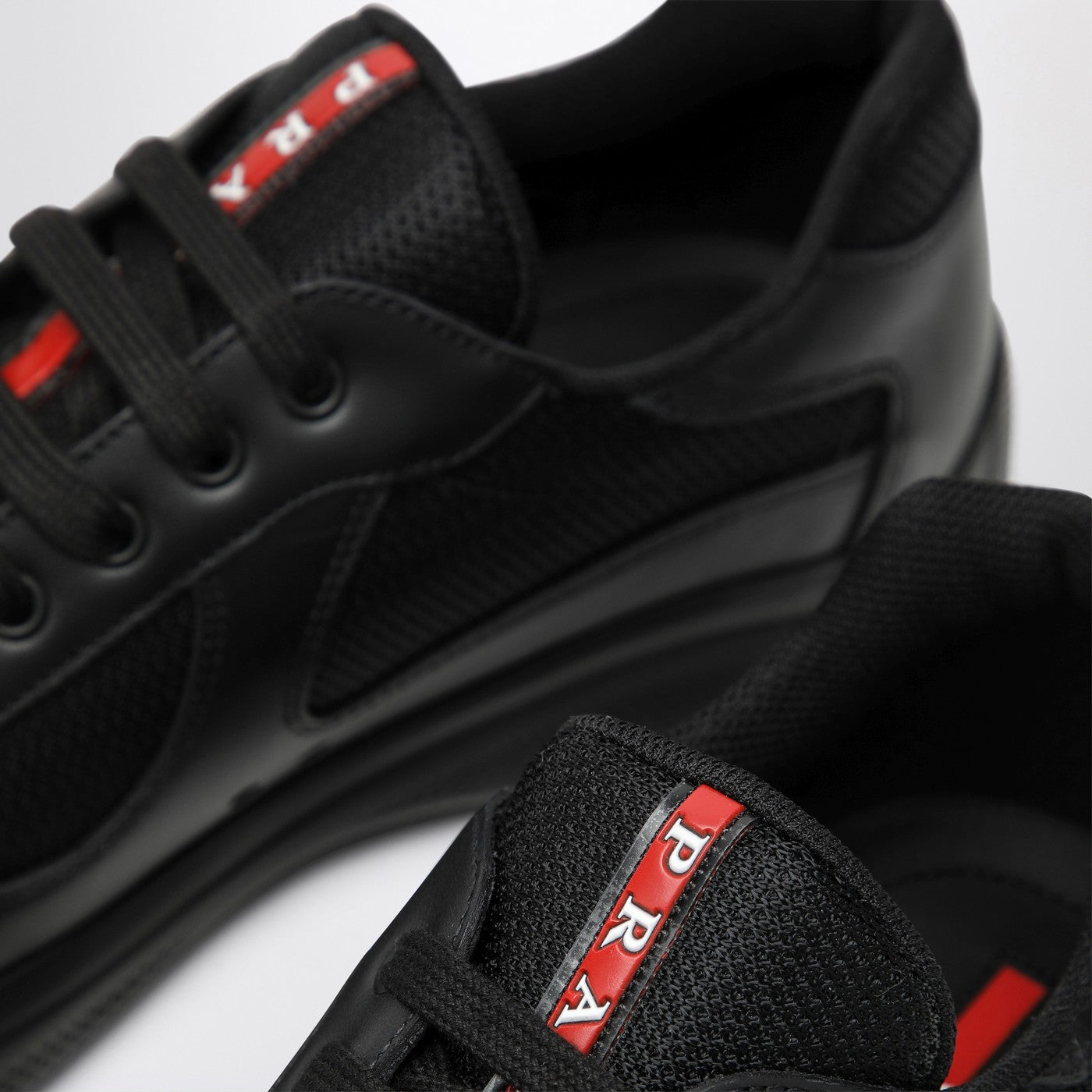 Sneakers America's Cup black