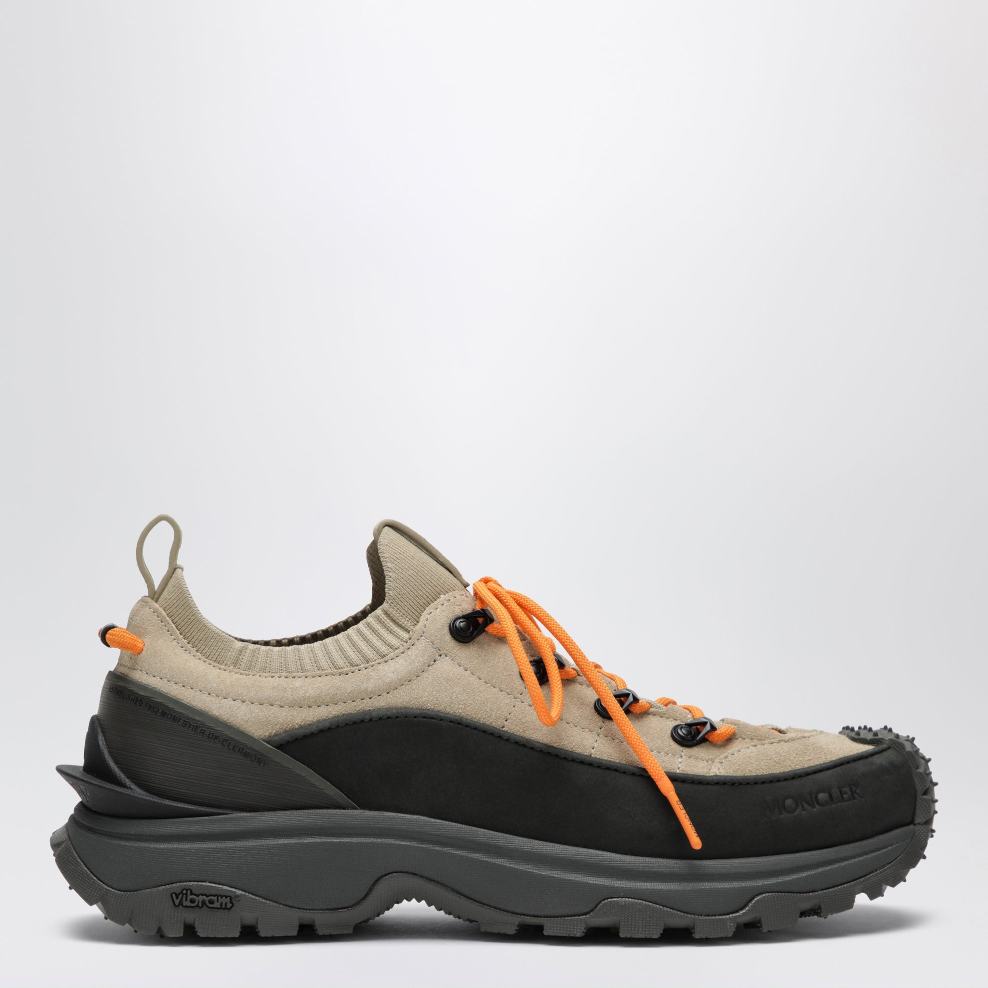 Sneaker Trailgrip Lite3 in pelle scamosciata beige