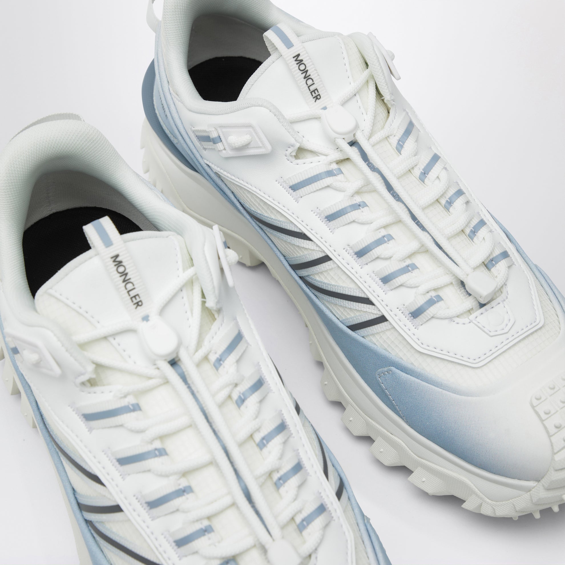 Sneakers Trailgrip blanc/bleu clair avec semelle Vibram® Megagrip