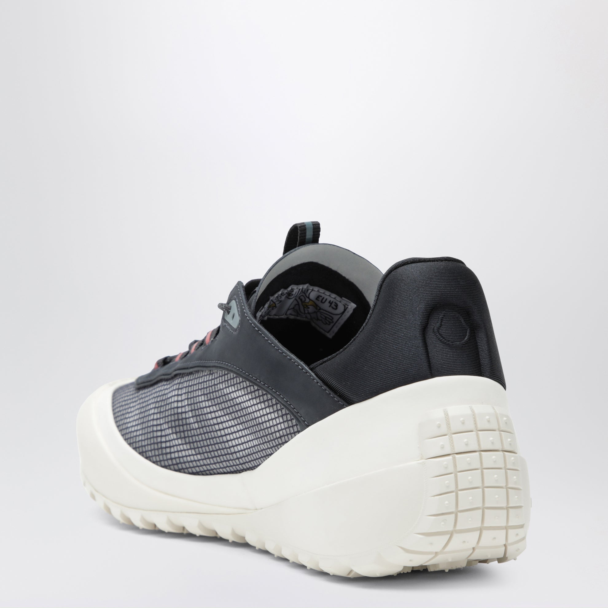 Trailgrip LP Sneakers aus Veloursleder und Nubuk, weiß