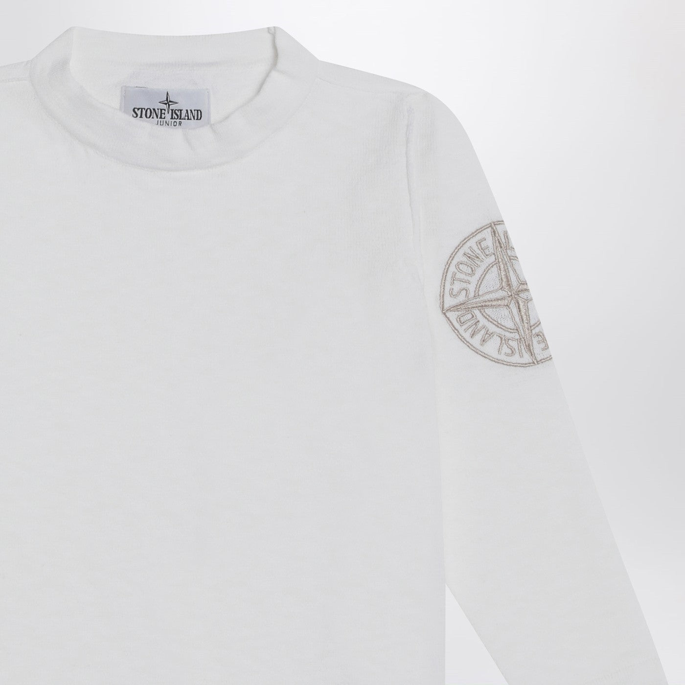 White blouse in cotton muslin