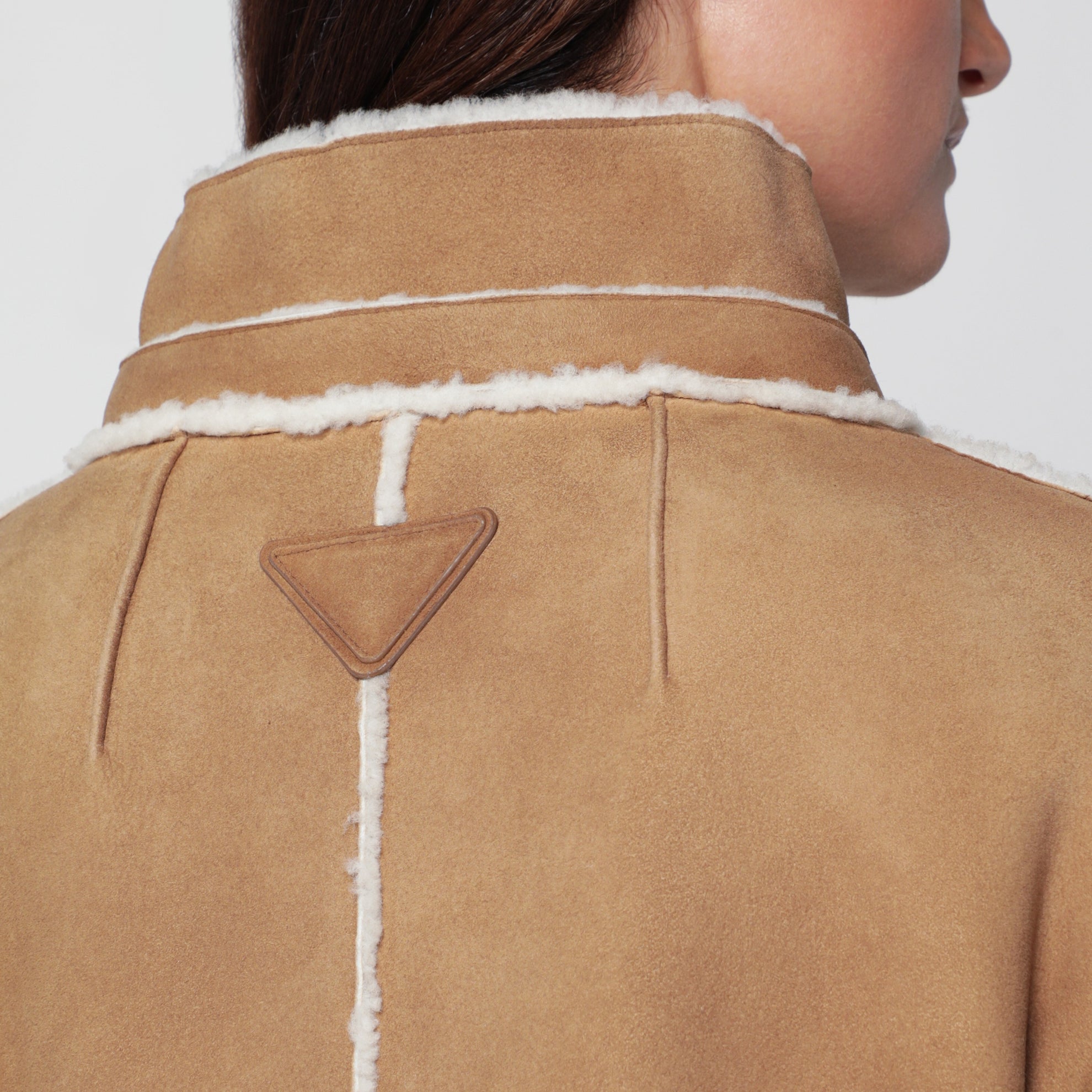 Cappotto color cammello in montone