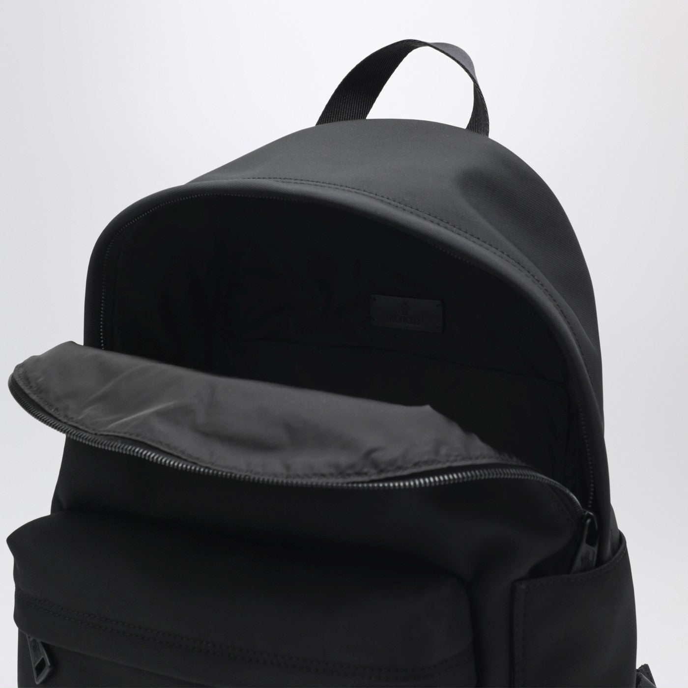 New Pierrick backpack with metal logo