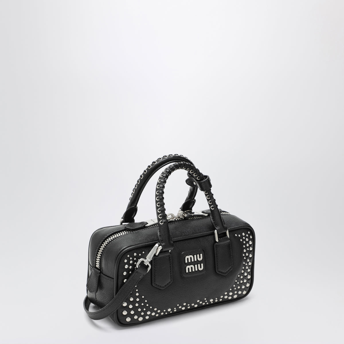 Borsa Arcadie nera in pelle con borchie