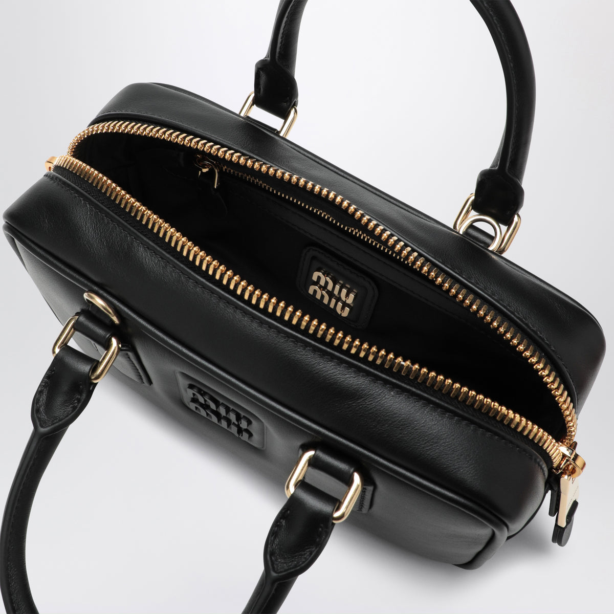 Arcadie Regular black top case