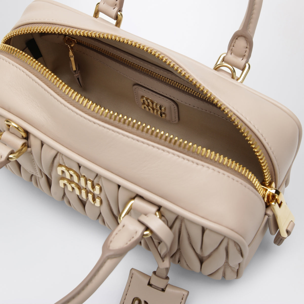 Sac Arcadie Cipria en cuir nappa matelassé