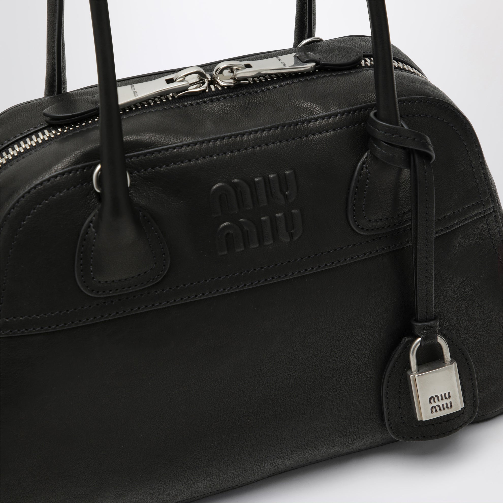Vivant nappa leather bag in black