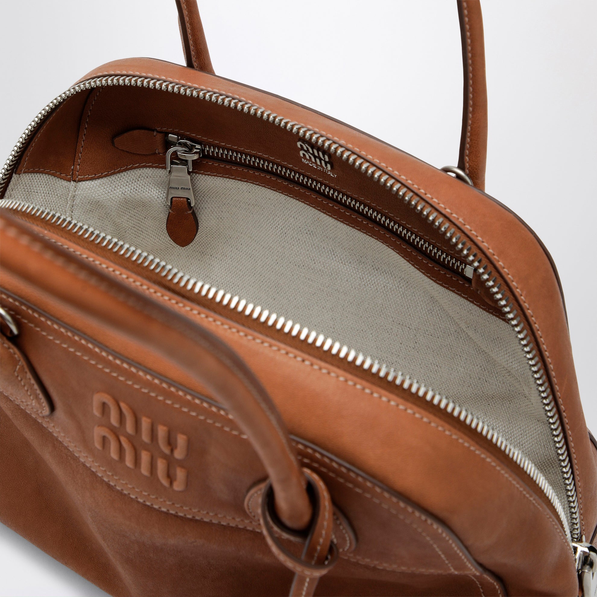 Vivant nappa leather bowling bag in caramel