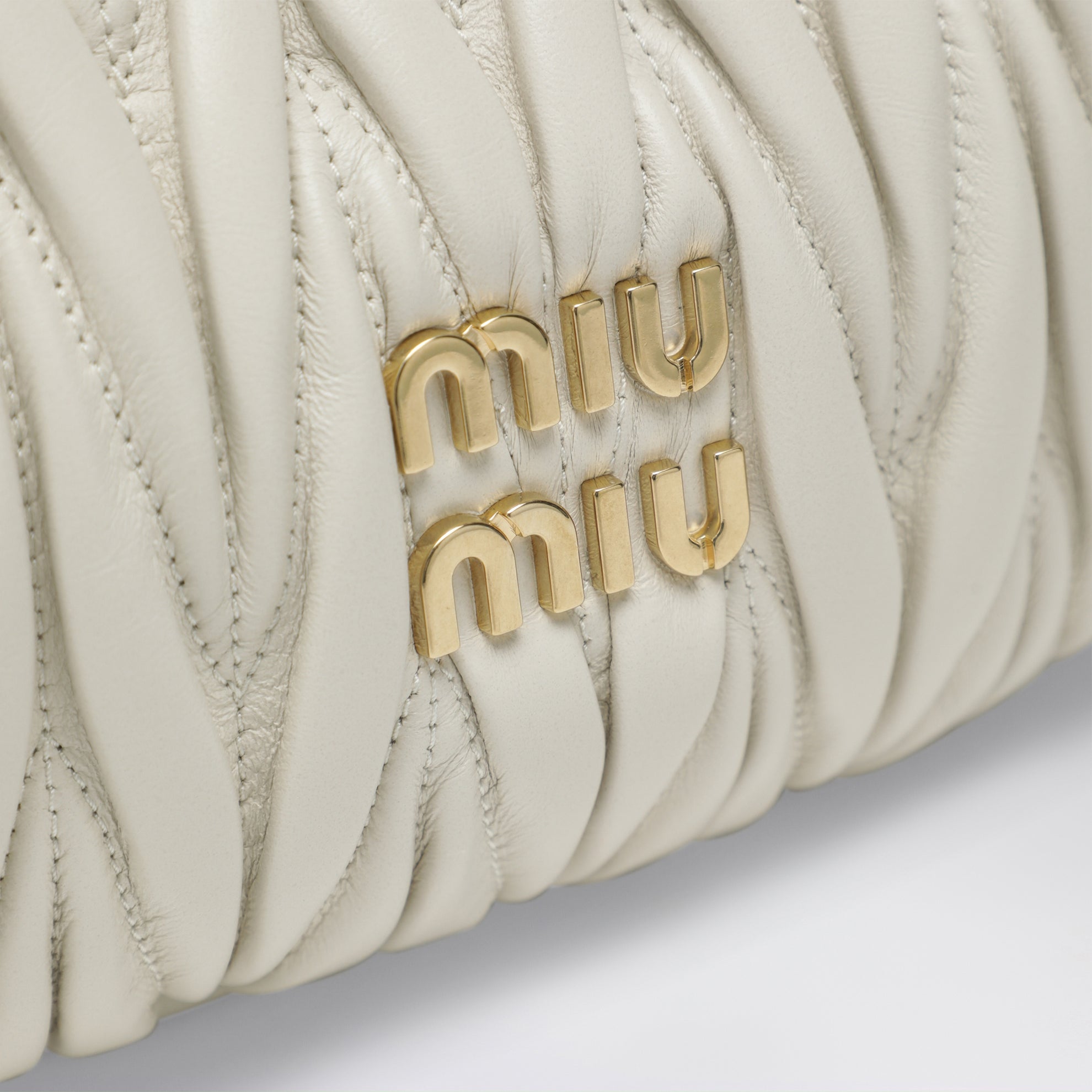 Borsa piccola Miu Wander bianca matelassé