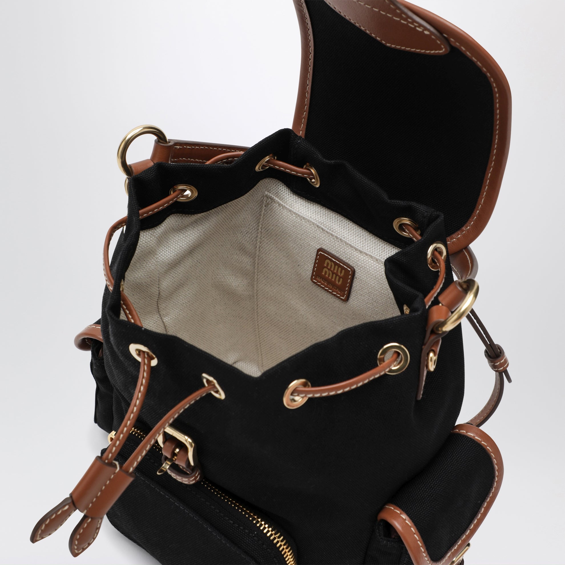 Backpack in hemp and leather in Black/Brandy