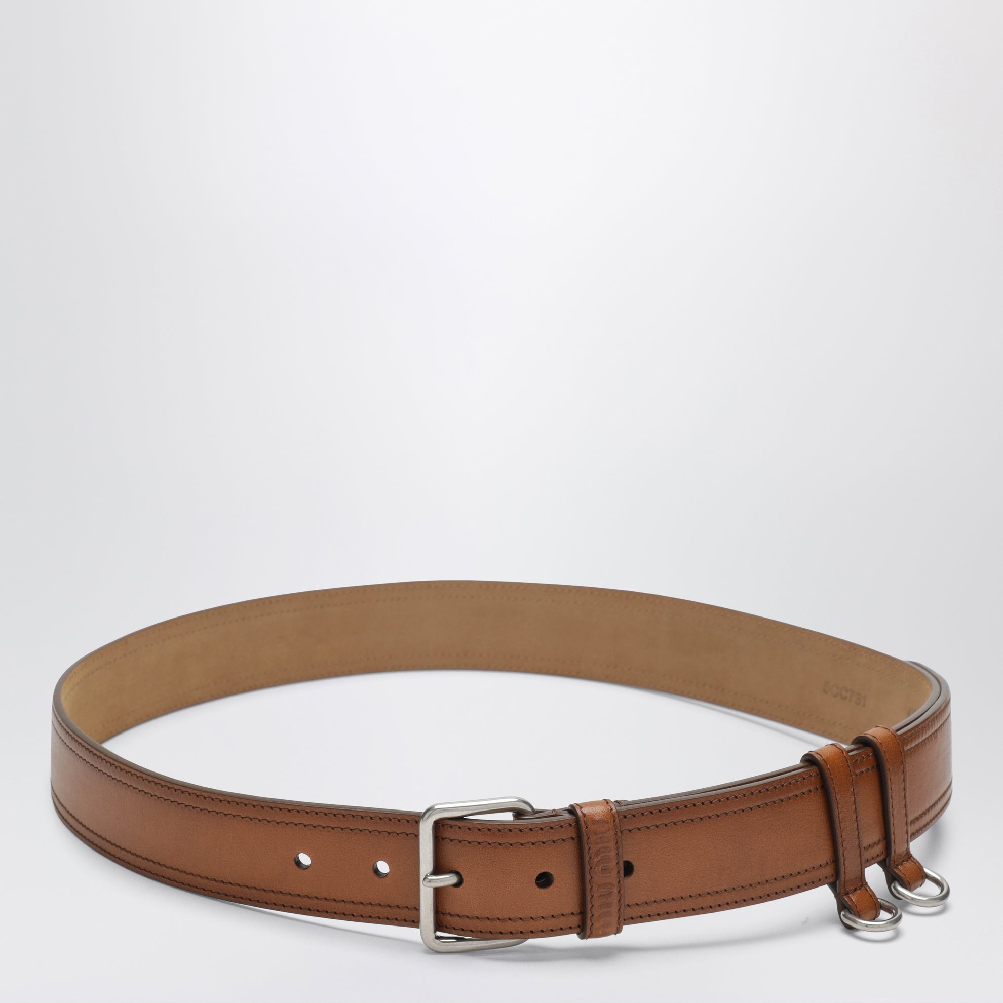 Ceinture en cuir de veau cognac à surpiqûres contrastées