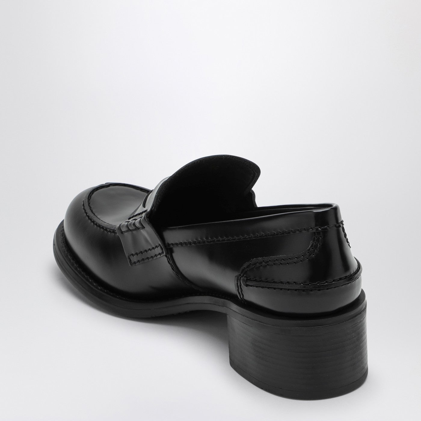 Mocassin Penny noir en cuir brossé