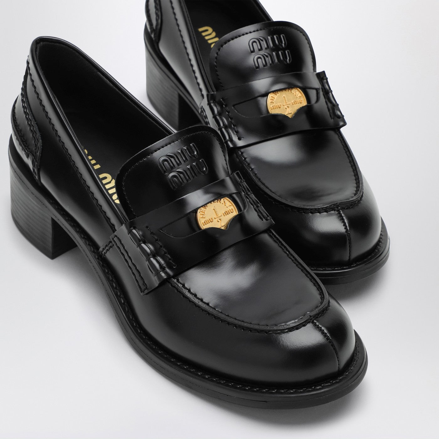 Mocassin Penny noir en cuir brossé