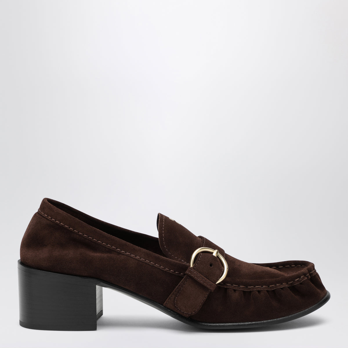 Mocassins en daim marron foncé