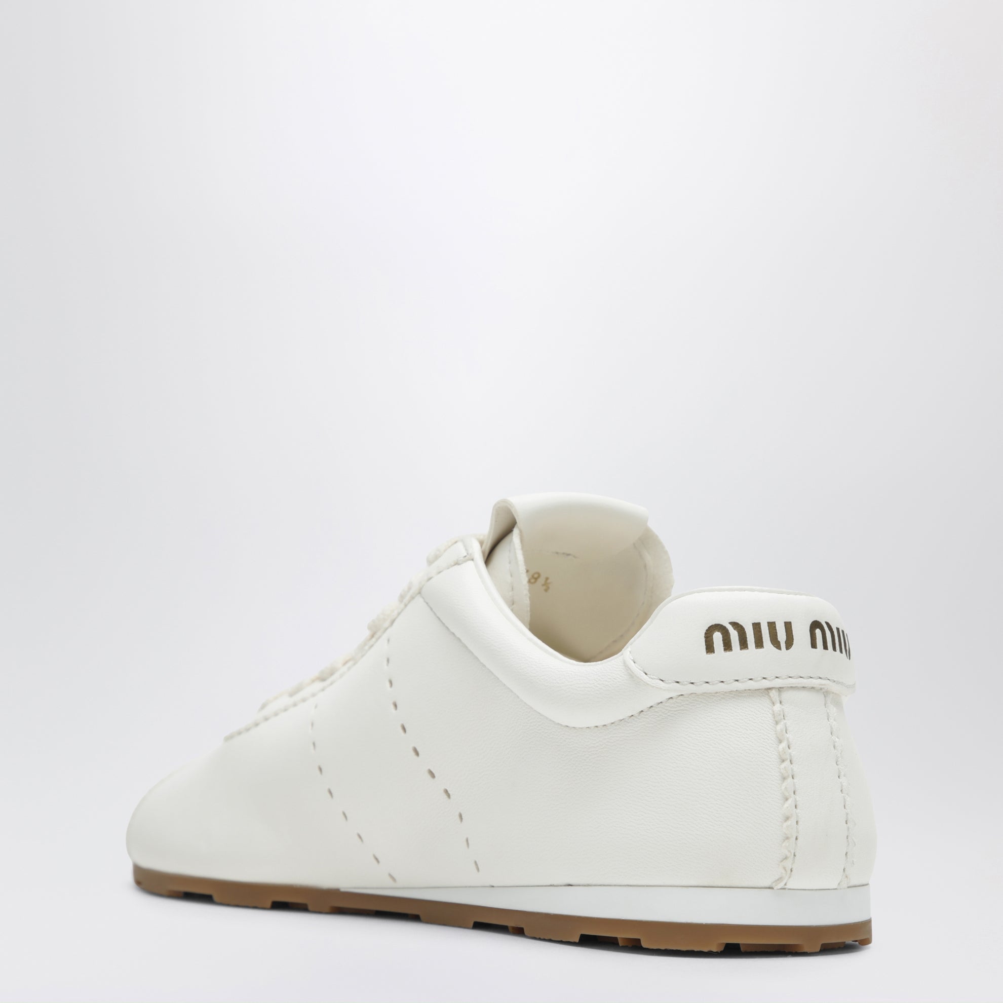 Plume elfenbeinfarbene Nappa-Sneaker