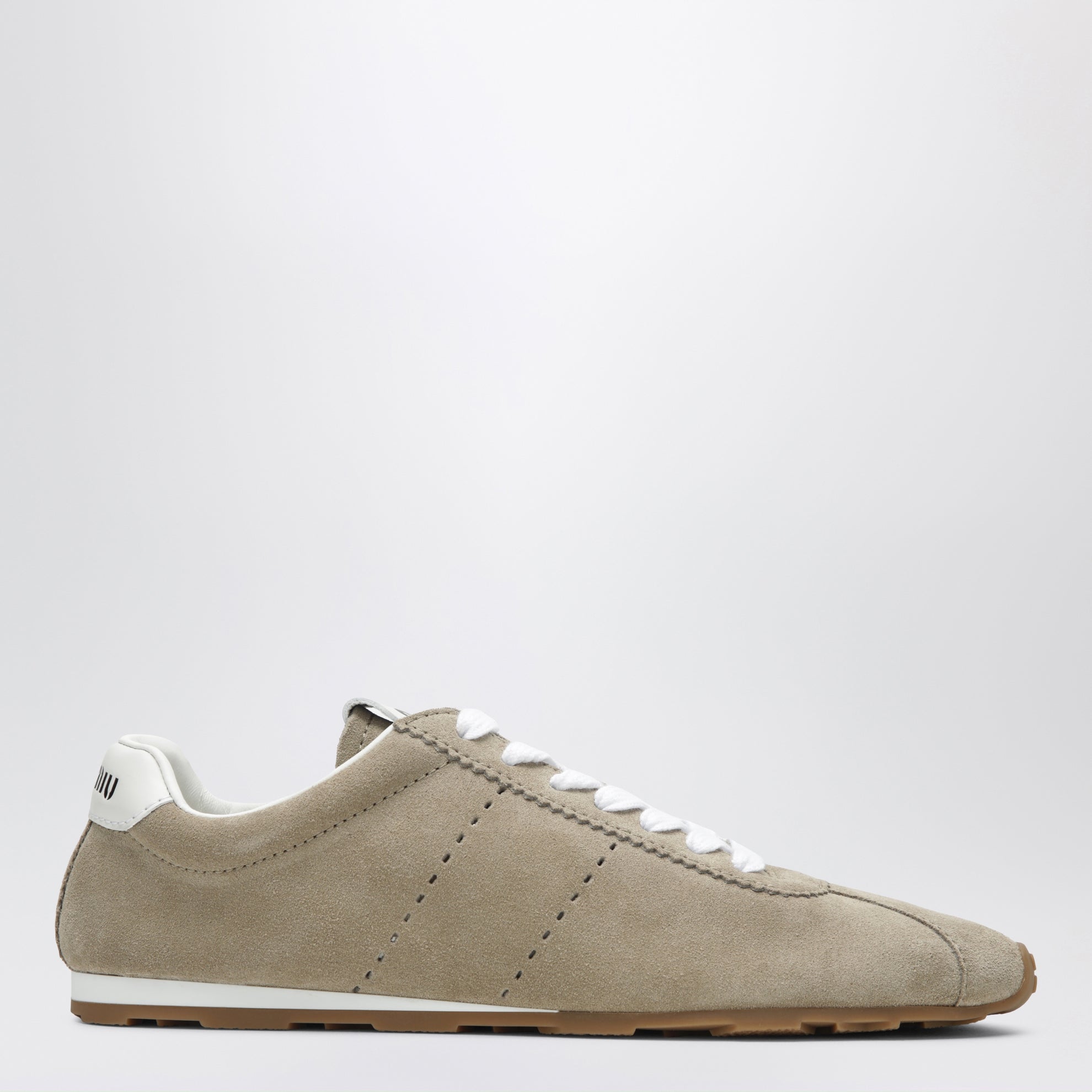 Baskets en daim Plume Desert