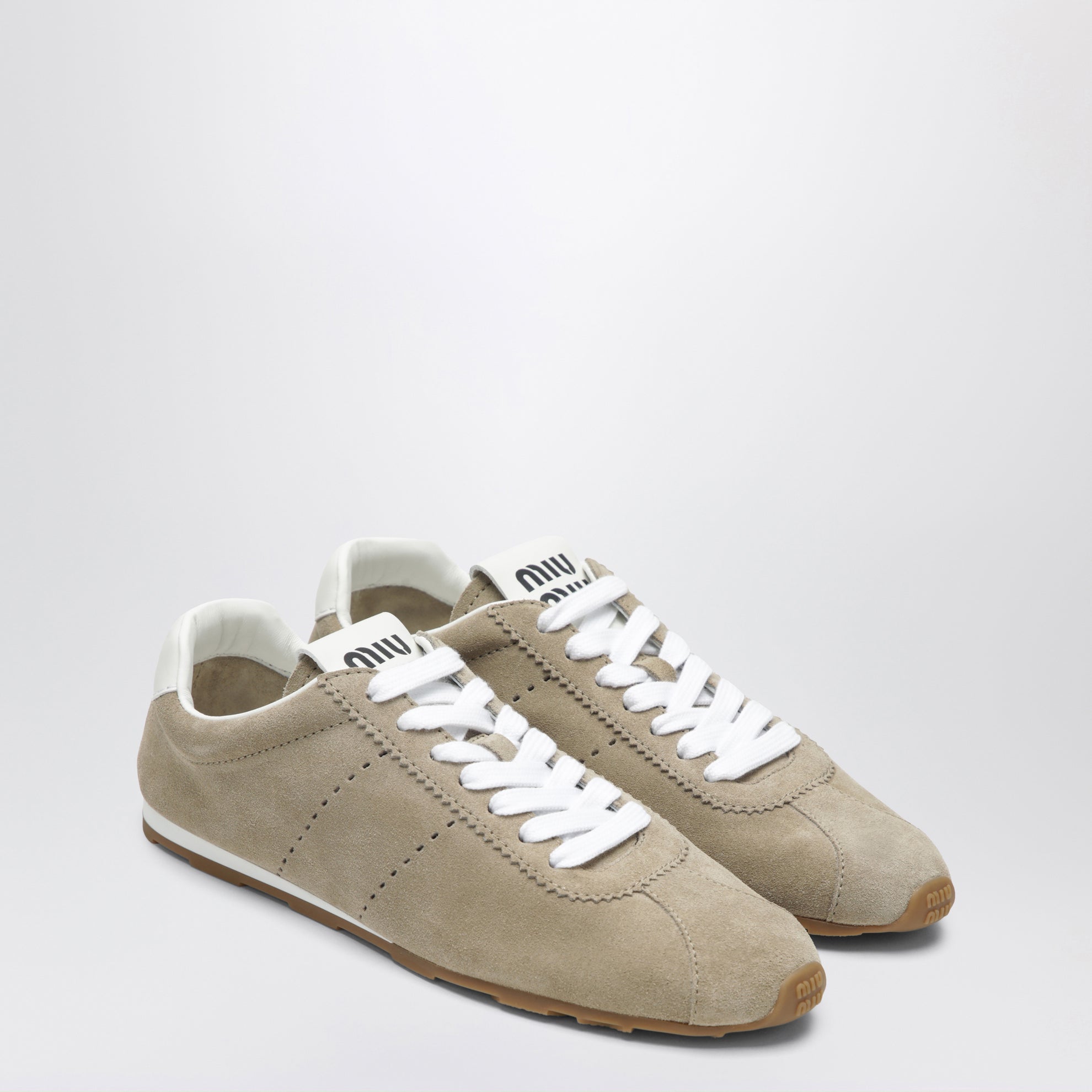 Baskets en daim Plume Desert