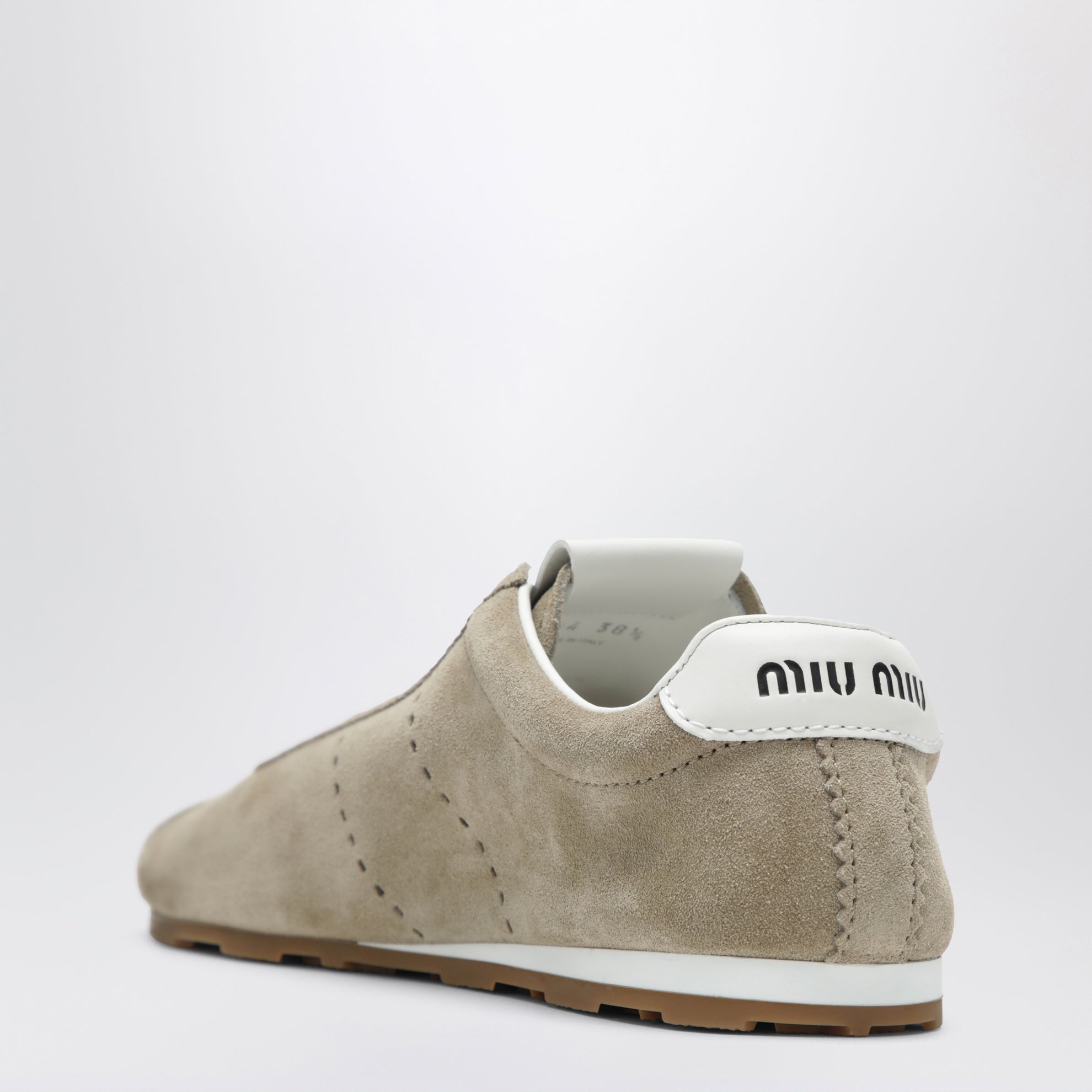 Baskets en daim Plume Desert