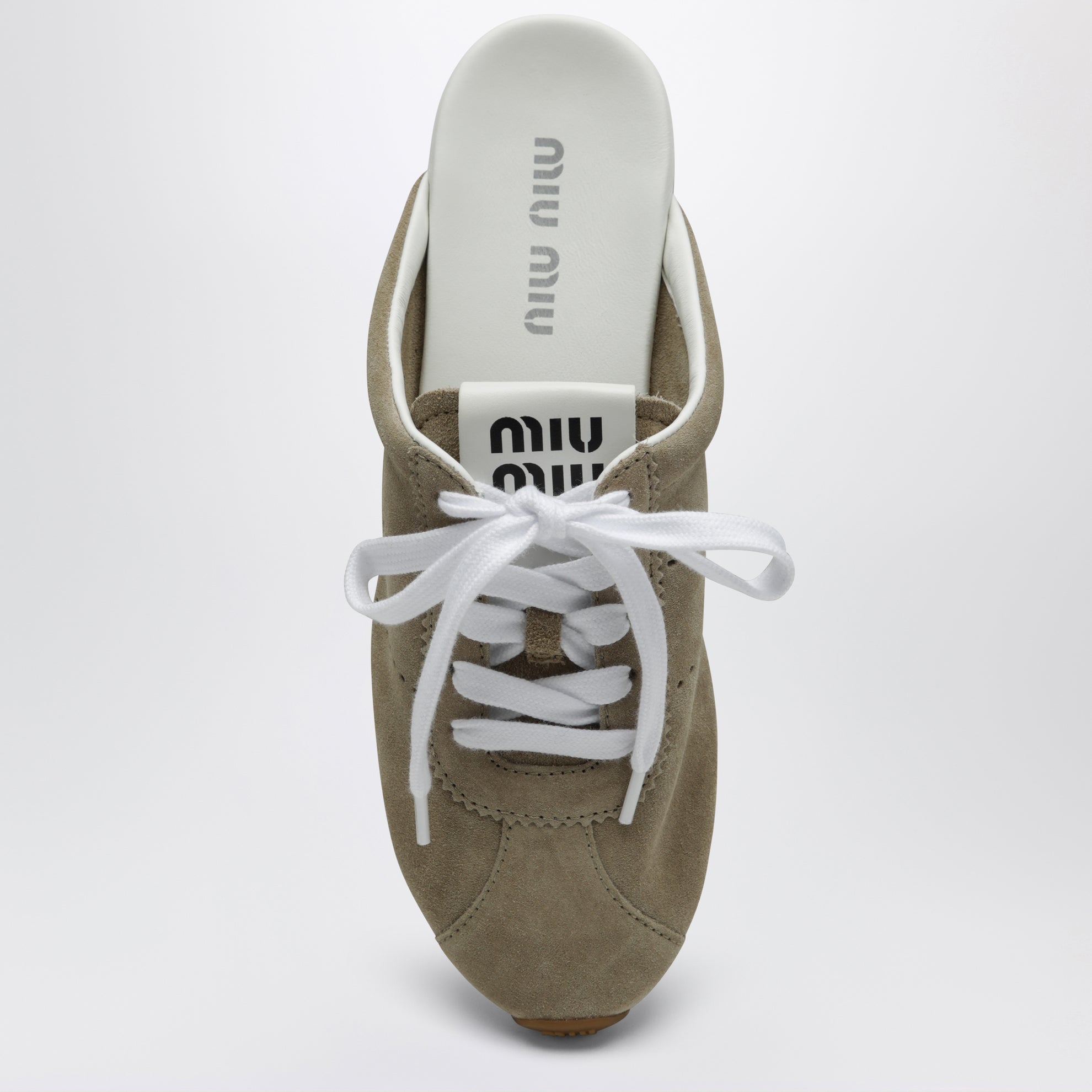 Sabot Plume color deserto in pelle scamosciata