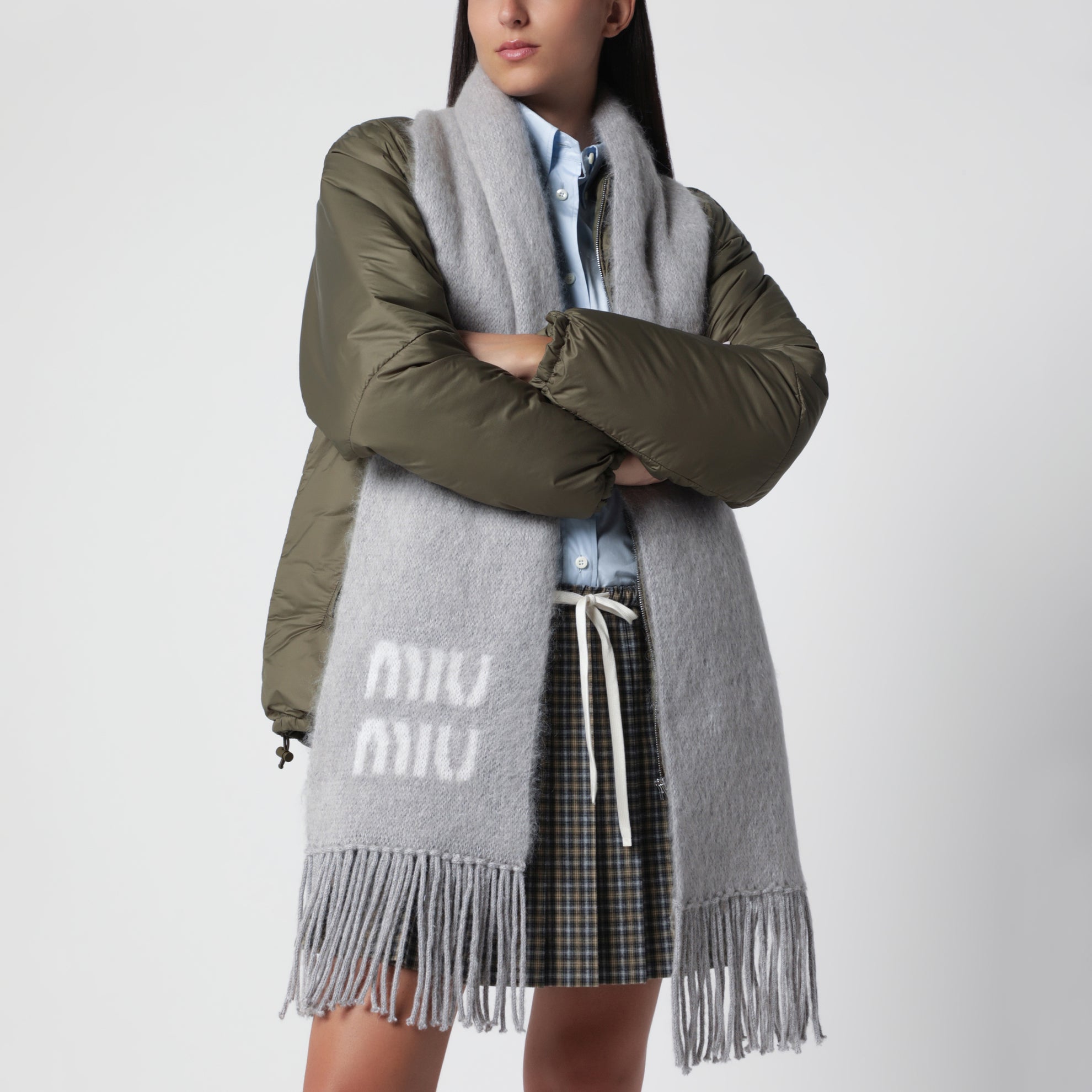Sciarpa in mohair grigia con logo