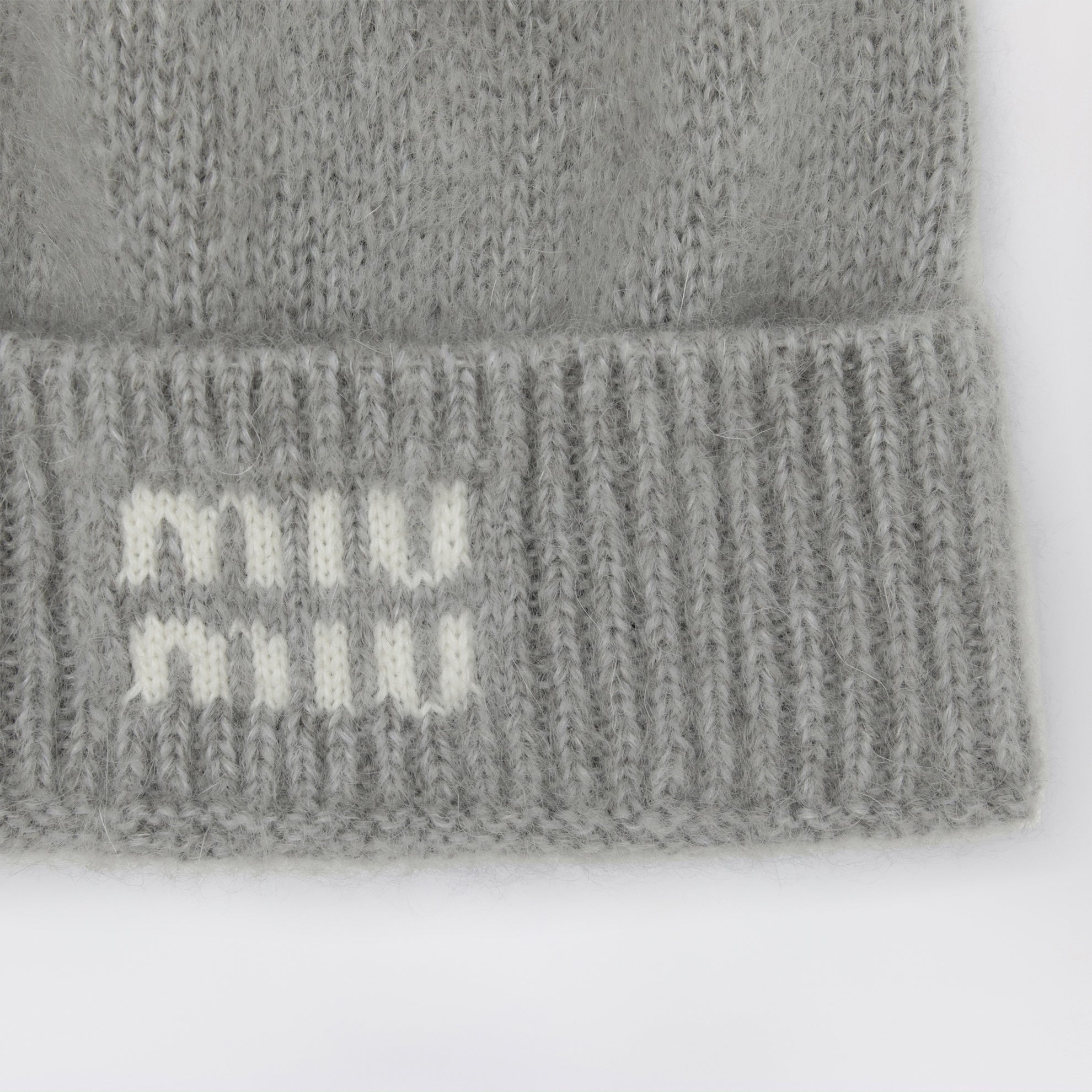 Mütze aus Mohairmischung, Grau