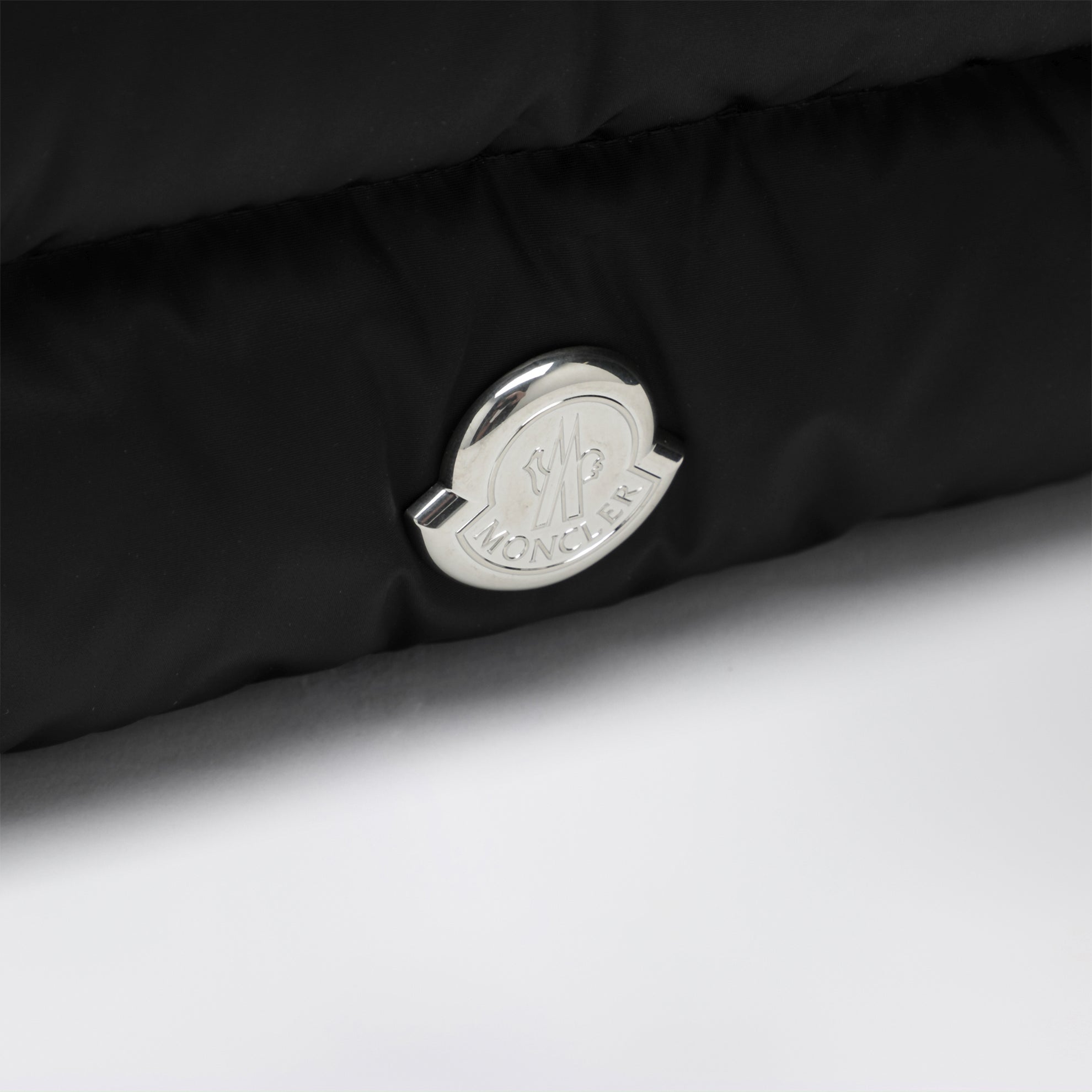 Caradoc black shoulder bag in nylon
