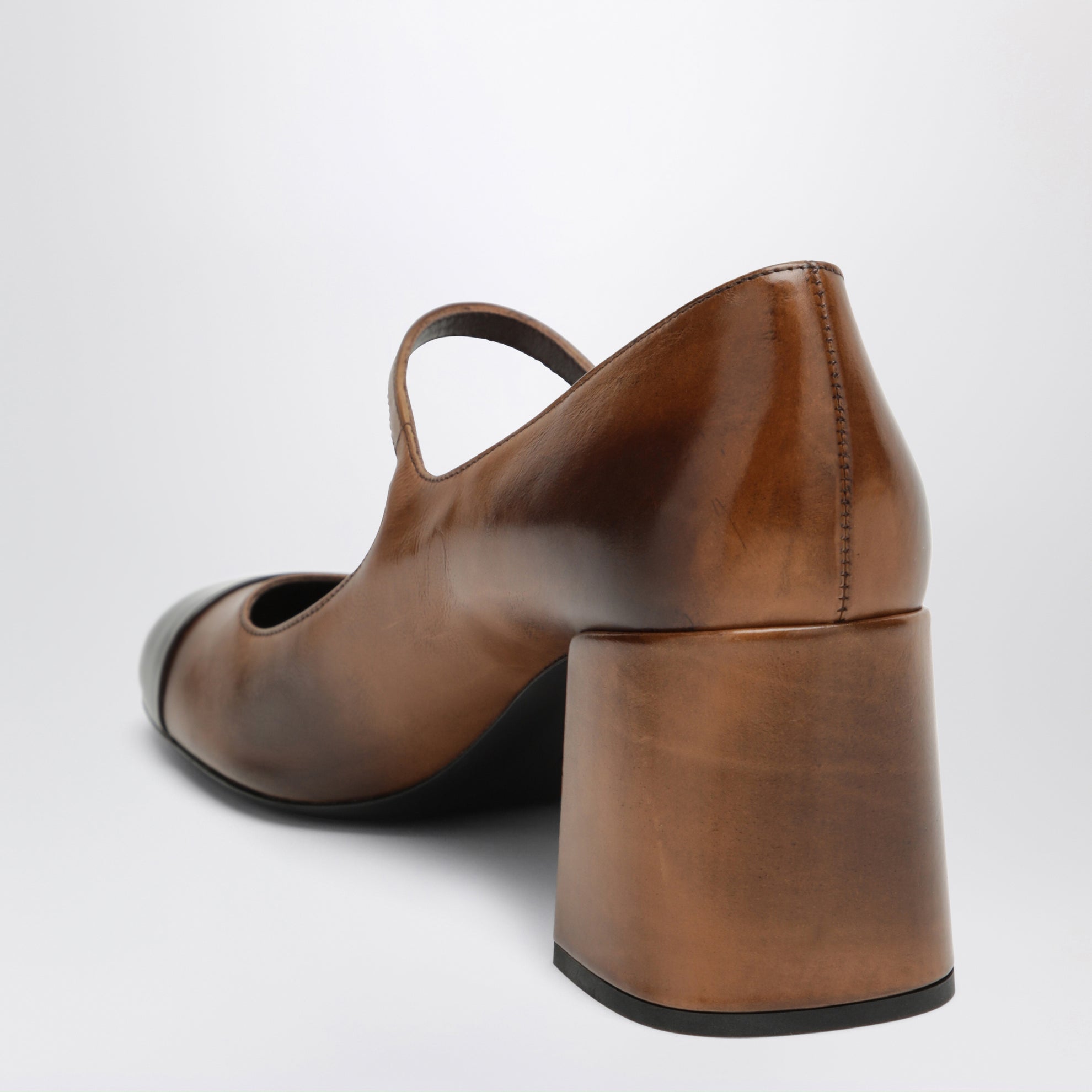Cognac/dark brown leather Mary Jane pumps
