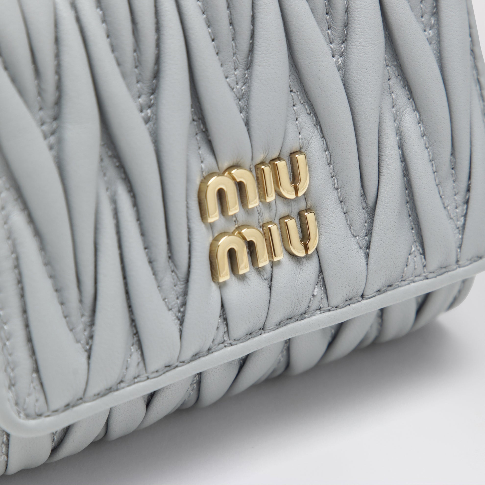 Petit portefeuille Perla en cuir nappa matelassé