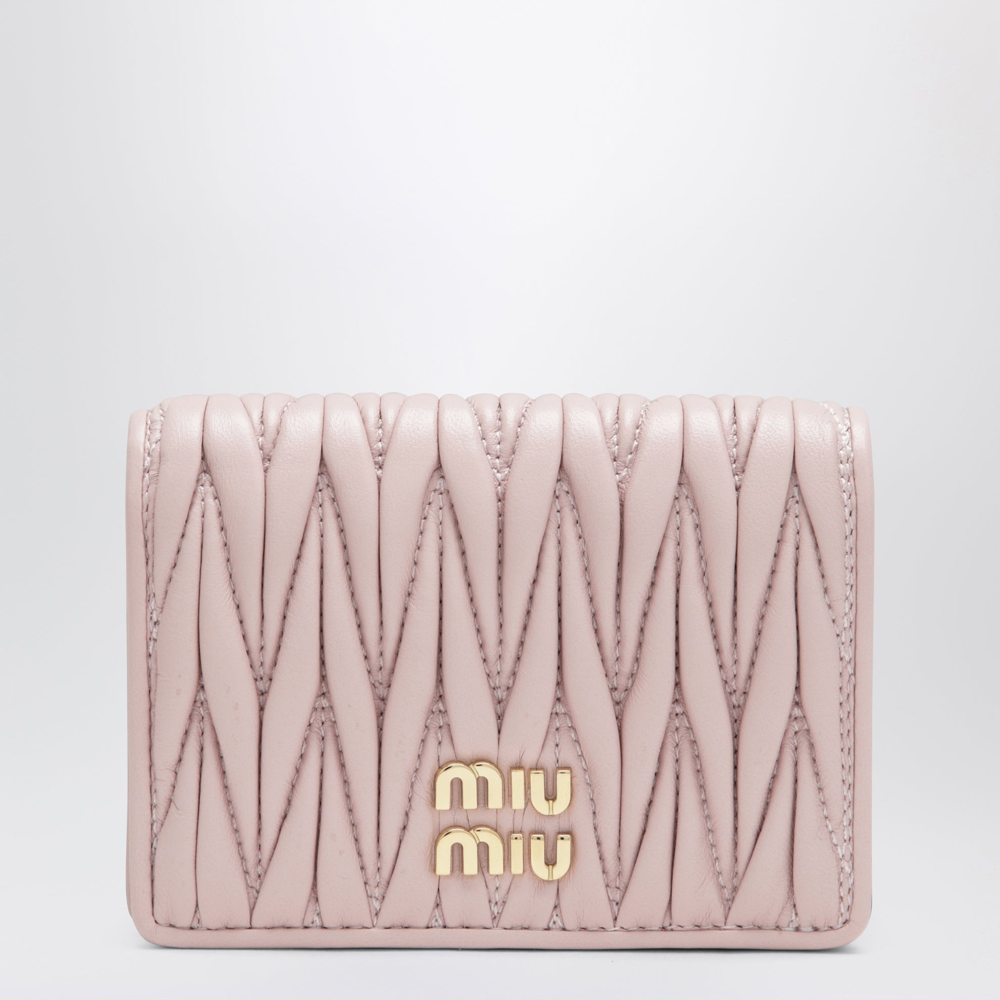 Compact wallet in matelassé nappa leather, Alabaster